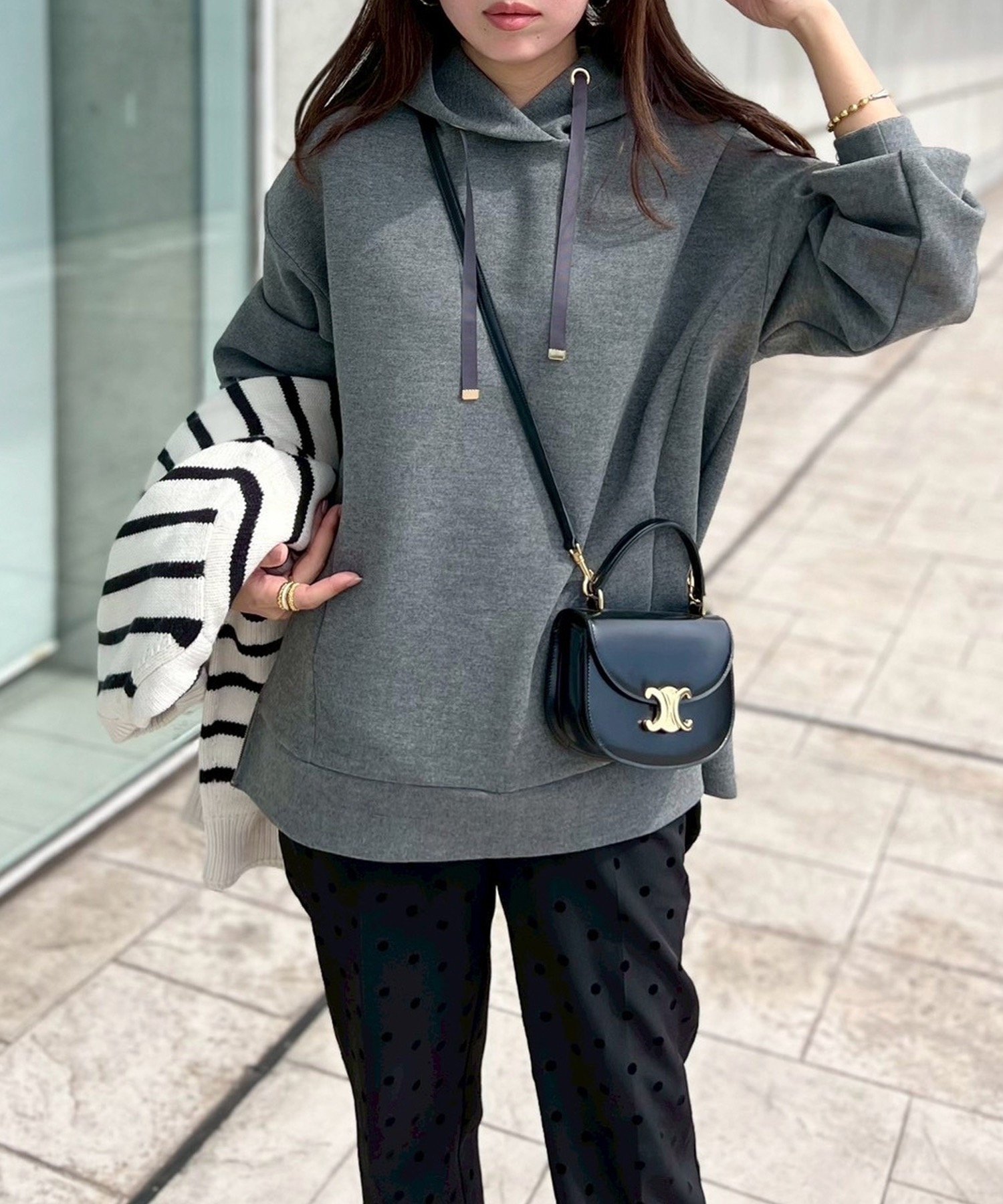 【スタイルドア/STYLEDOOR】の【フードの立ち上がり◎】サイドジップダンボールニットフーディー インテリア・キッズ・メンズ・レディースファッション・服の通販 founy(ファニー) 　ファッション　Fashion　レディースファッション　Fashion for Women　トップス・カットソー　Cut & Sew Tops　ニット　Knit Tops & Sweaters　コンパクト　Compact, Small Size　ジップ　Zip, Zipper　スタイリッシュ　Stylish, Fashionable　ストレッチ　Stretch, Stretchy Fabric　スリット　Slit, Slit Detail　フロント　Front, Front Design　ポケット　Pocket, Pocket Detail　モダン　Modern, Contemporary　リラックス　Relax, Relaxed Fit　エレガント 上品　Elegant　Mグレー|ID: prp329100004701367 ipo3291000000034214250