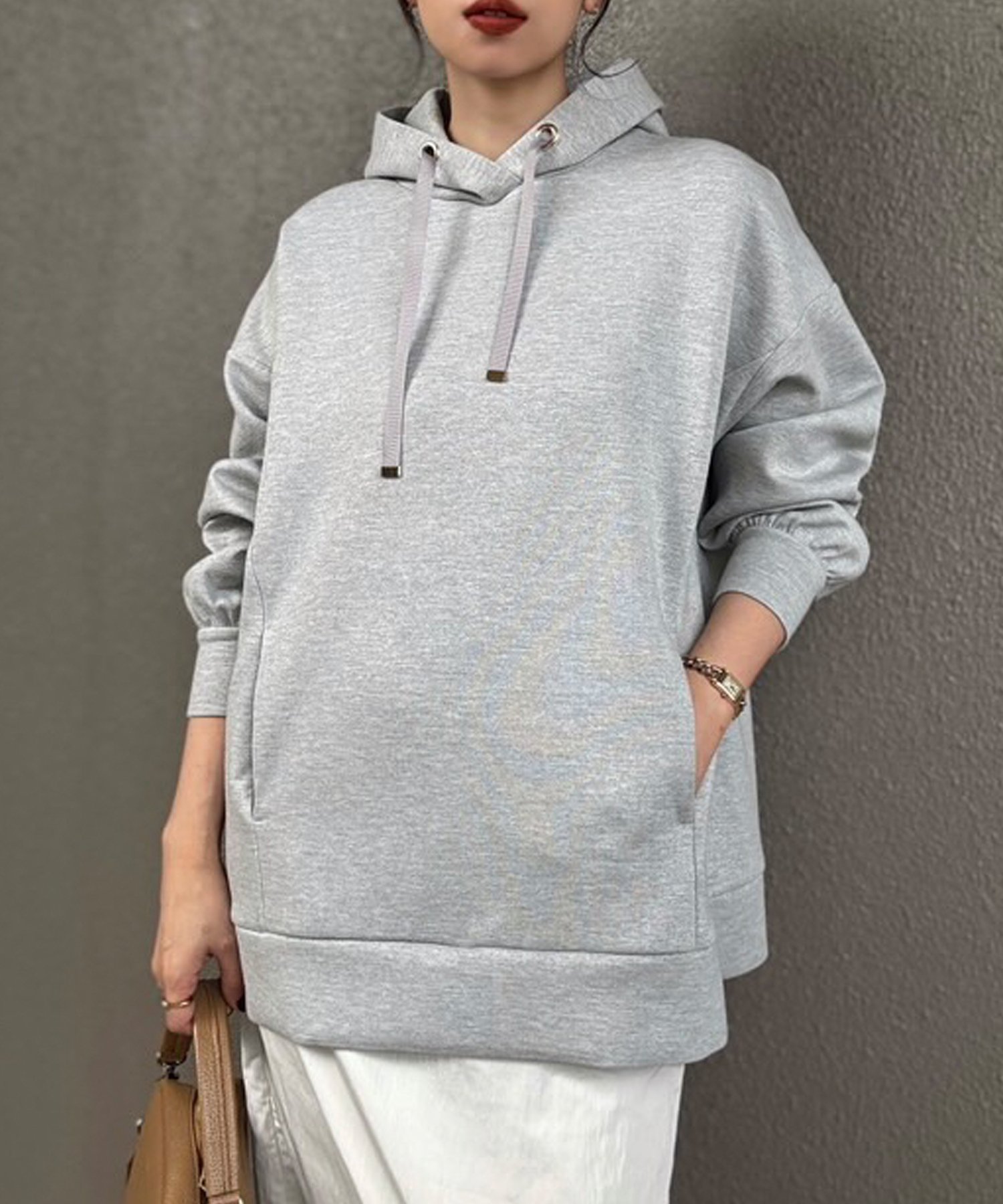 【スタイルドア/STYLEDOOR】の【フードの立ち上がり◎】サイドジップダンボールニットフーディー インテリア・キッズ・メンズ・レディースファッション・服の通販 founy(ファニー) 　ファッション　Fashion　レディースファッション　Fashion for Women　トップス・カットソー　Cut & Sew Tops　ニット　Knit Tops & Sweaters　コンパクト　Compact, Small Size　ジップ　Zip, Zipper　スタイリッシュ　Stylish, Fashionable　ストレッチ　Stretch, Stretchy Fabric　スリット　Slit, Slit Detail　フロント　Front, Front Design　ポケット　Pocket, Pocket Detail　モダン　Modern, Contemporary　リラックス　Relax, Relaxed Fit　エレガント 上品　Elegant　Lシルバー|ID: prp329100004701367 ipo3291000000034214254