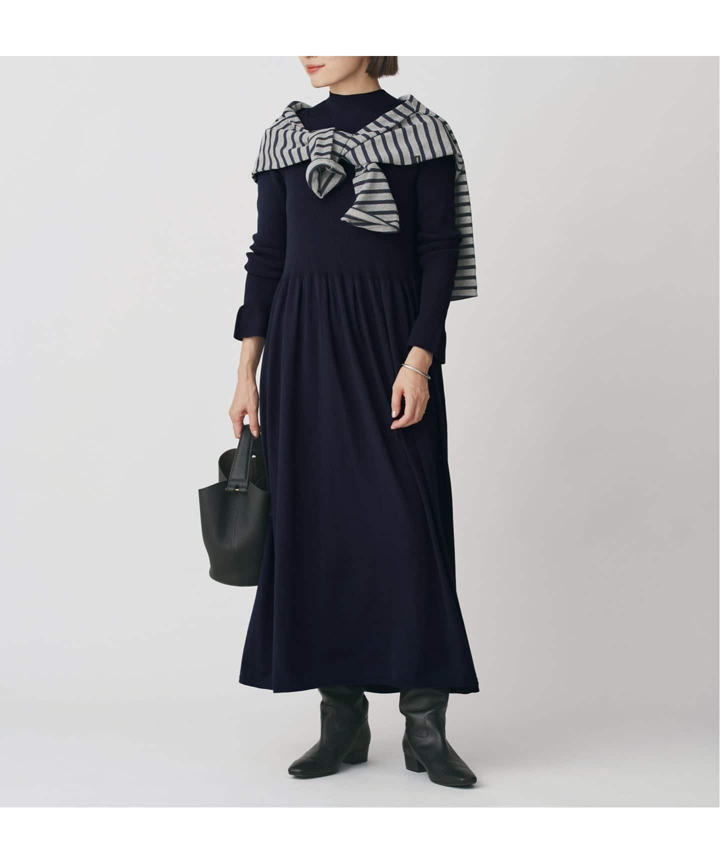 【イエナ/IENA】のホールガーメントワンピース 人気、トレンドファッション・服の通販 founy(ファニー) 　ファッション　Fashion　レディースファッション　Fashion for Women　ワンピース　Dresses　2025年　2025　2025-2026秋冬・A/W　Autumn/Winter 2025–26 AW25–26　シューズ　Shoes, Footwear　シンプル　Simple, Minimal　スニーカー　Sneakers, Trainers　バレエ　Ballet, Ballet Style　フレア　Flare, Flared　ロング　Long, Long-Length　エレガント 上品　Elegant　 other-1|ID: prp329100004702133 ipo3291000000033952678