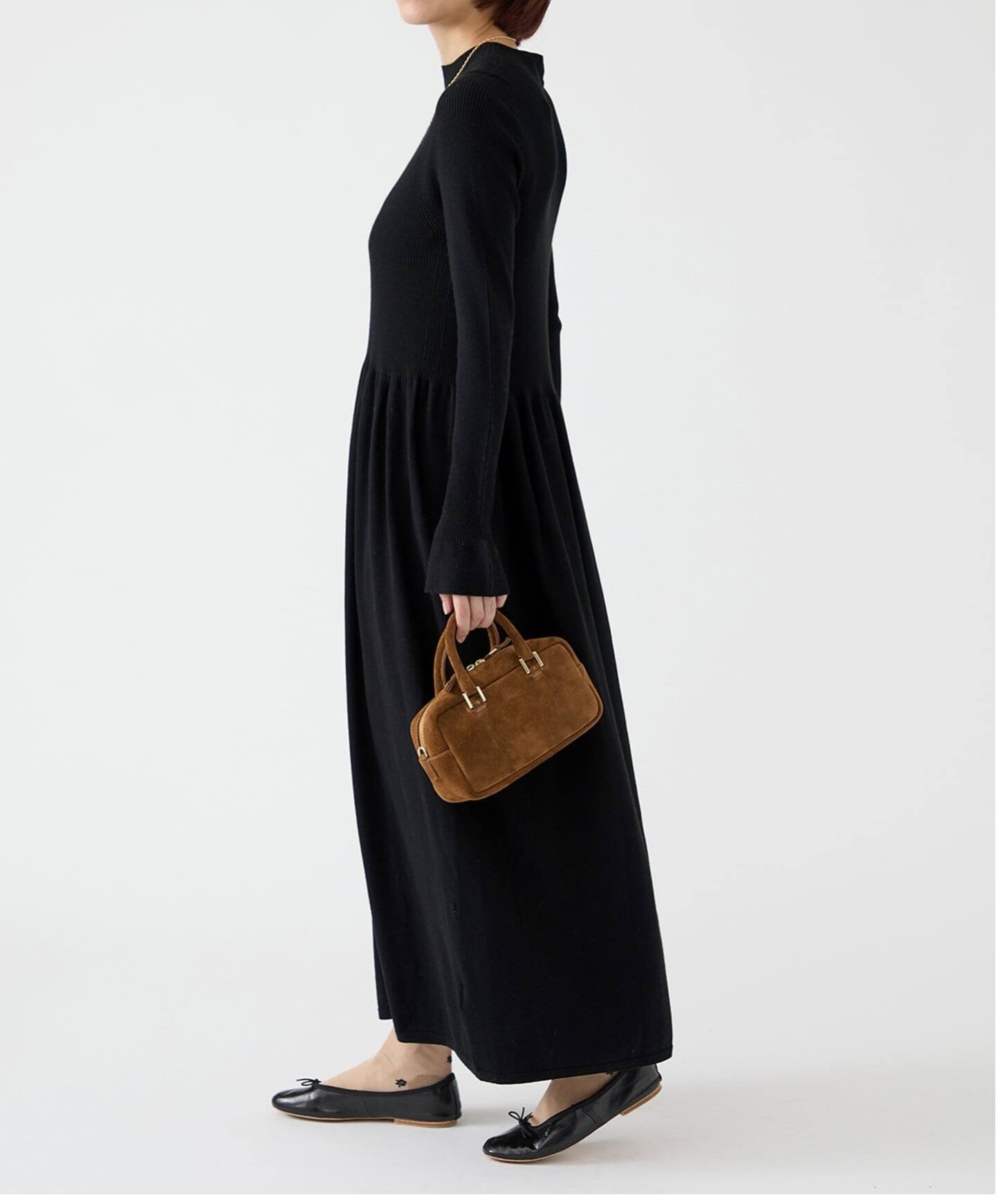 【イエナ/IENA】のホールガーメントワンピース インテリア・キッズ・メンズ・レディースファッション・服の通販 founy(ファニー) 　ファッション　Fashion　レディースファッション　Fashion for Women　ワンピース　Dresses　2025年　2025　2025-2026秋冬・A/W　Autumn/Winter 2025–26 AW25–26　シューズ　Shoes, Footwear　シンプル　Simple, Minimal　スニーカー　Sneakers, Trainers　バレエ　Ballet, Ballet Style　フレア　Flare, Flared　ロング　Long, Long-Length　エレガント 上品　Elegant　ブラック|ID: prp329100004702133 ipo3291000000033952680