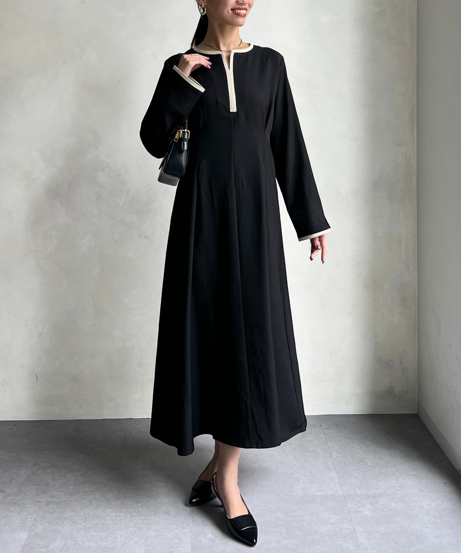 【シェトワ/Chez toi】の【セレモニー対応可】パイピングタックワンピース インテリア・キッズ・メンズ・レディースファッション・服の通販 founy(ファニー) 　ファッション　Fashion　レディースファッション　Fashion for Women　ワンピース　Dresses　インナー　Innerwear　ガーリー　Girly, Feminine Style　ハイネック　High Neck, Mock Neck　パイピング　Piping, Trim Design　ベスト　Vest, Waistcoat　再入荷　Restock / Back in Stock　おすすめ　Recommended / Our Picks　セレモニー　Ceremony　ブラック|ID: prp329100004702145 ipo3291000000033952746
