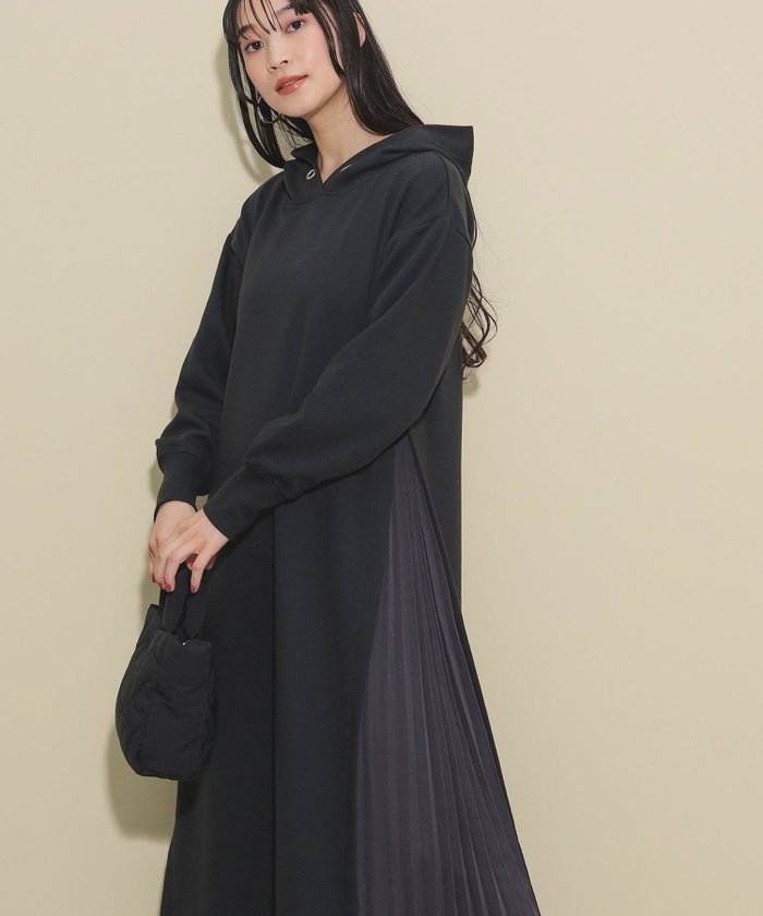 【ビームス ウイメン/BEAMS】の脇プリーツ フーディ ワンピース インテリア・キッズ・メンズ・レディースファッション・服の通販 founy(ファニー) https://founy.com/ ファッション Fashion レディースファッション Fashion for Women ワンピース Dresses おすすめ Recommended / Our Picks シューズ Shoes, Footwear ジョーゼット Georgette, Semi-Sheer Fabric スニーカー Sneakers, Trainers プリーツ Pleats, Pleated A/W・秋冬 Autumn/Winter |ID: prp329100004702291 ipo3291000000033953745