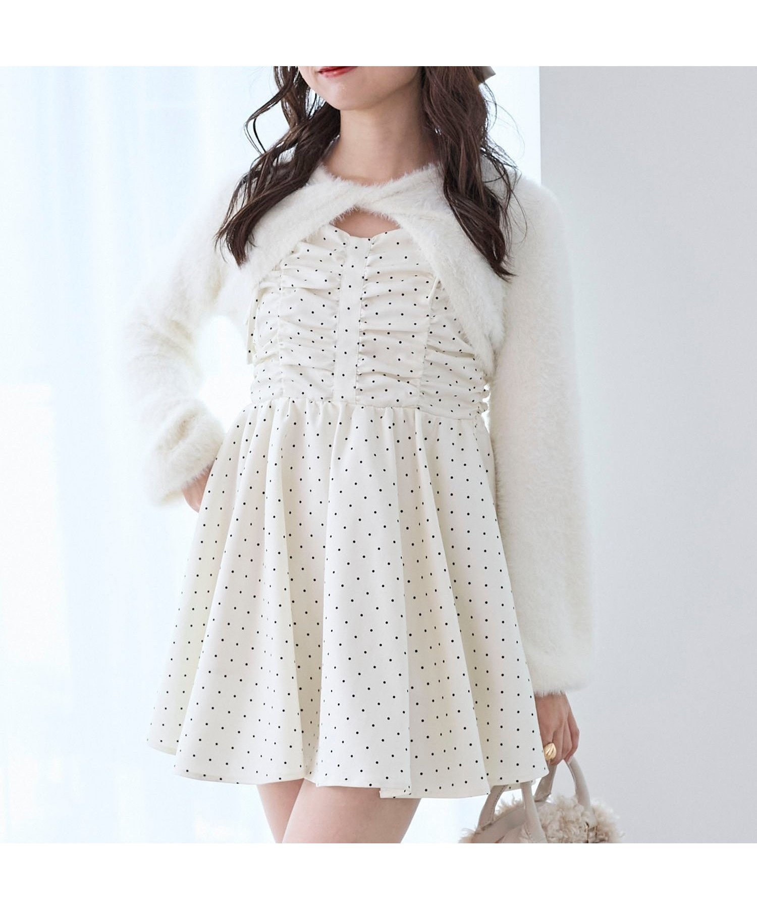 【マジェスティック レゴン/MAJESTIC LEGON】のふわふわニット×ミニワンピセット インテリア・キッズ・メンズ・レディースファッション・服の通販 founy(ファニー) 　ファッション　Fashion　レディースファッション　Fashion for Women　ワンピース　Dresses　キャミワンピース　Cami Dress, Slip Dress　シャーリング　Shirring, Ruched　ショート　Short, Short Length　スタイリッシュ　Stylish, Fashionable　ダウン　Down, Puffer　フィット　Fit, Slim Fit　フレア　Flare, Flared　ボレロ　Bolero, Short Cardigan　ミュール　Mule, Backless Shoes　リボン　Ribbon, Bow　ロング　Long, Long-Length　再入荷　Restock / Back in Stock　おすすめ　Recommended / Our Picks　アイボリー柄|ID: prp329100004702299 ipo3291000000033953827