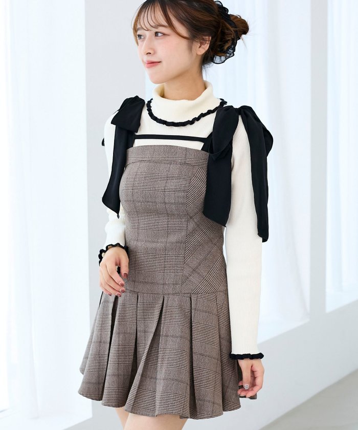 【マジェスティック レゴン/MAJESTIC LEGON】のショルダーリボンミニワンピース インテリア・キッズ・メンズ・レディースファッション・服の通販 founy(ファニー) https://founy.com/ ファッション Fashion レディースファッション Fashion for Women ワンピース Dresses シャーリング Shirring, Ruched ショルダー Shoulder, Shoulder Strap ダウン Down, Puffer フィット Fit, Slim Fit リボン Ribbon, Bow 楽ちん Easy Fit, Comfortable 再入荷 Restock / Back in Stock |ID: prp329100004702301 ipo3291000000033953834