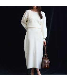 【ノエラ/Noela】のレース刺繍ニットワンピース 人気、トレンドファッション・服の通販 founy(ファニー) ファッション Fashion レディースファッション Fashion for Women ワンピース Dresses ニットワンピース Knit Dresses ポケット Pocket, Pocket Detail レース Lace, Lace Fabric A/W・秋冬 Autumn/Winter |ID:prp329100004702314