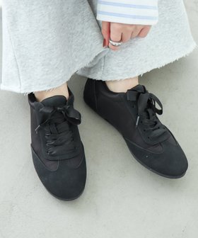 【イーボル/EVOL】の【軽量・柔らかい】レースアップスニーカー 人気、トレンドファッション・服の通販 founy(ファニー) ファッション Fashion レディースファッション Fashion for Women コンパクト Compact, Small Size 軽量 Lightweight, Ultra Light シンプル Simple, Minimal スニーカー Sneakers, Trainers ソックス Socks, Hosiery フィット Fit, Slim Fit フェミニン Feminine, Girly フラット Flat, Flat Shoes ベーシック Basic, Essential ボトム Bottoms, Lower Wear ルーズ Loose, Oversized レース Lace, Lace Fabric 旅行 Travel エレガント 上品 Elegant ビジネス 仕事 通勤 Business / Work / Commuting |ID:prp329100004702553