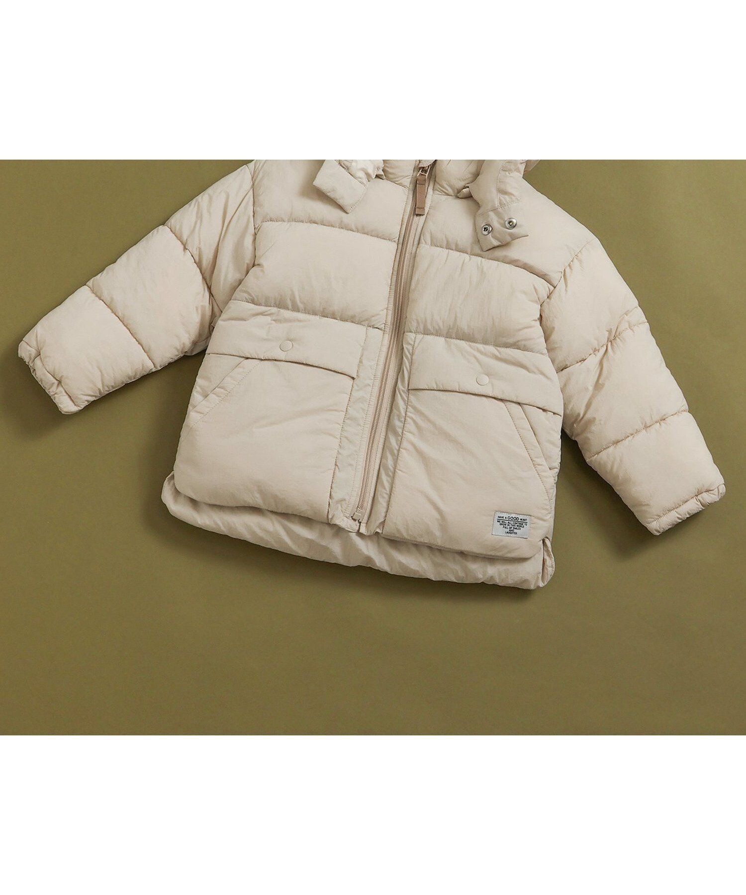 【エフオー オンラインストア/F.O.Online Store / KIDS】のふわ軽インサレーションジャケット インテリア・キッズ・メンズ・レディースファッション・服の通販 founy(ファニー) ファッション Fashion キッズファッション Fashion for Kids アウター Coat Outerwear /Kids ジャケット Jacket, Outerwear フロント Front, Front Design 冬 Winter / This Winter 定番 Standard, Basic Item 防寒 Cold Protection, Winter-Ready ベージュ|ID: prp329100004702690 ipo3291000000034119519