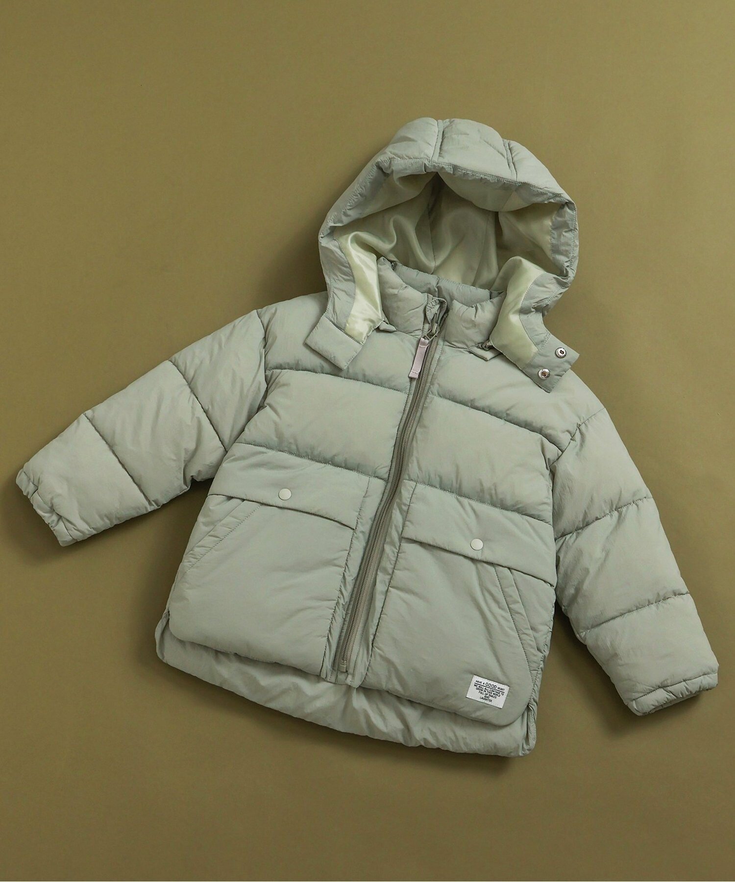 【エフオー オンラインストア/F.O.Online Store / KIDS】のふわ軽インサレーションジャケット インテリア・キッズ・メンズ・レディースファッション・服の通販 founy(ファニー) ファッション Fashion キッズファッション Fashion for Kids アウター Coat Outerwear /Kids ジャケット Jacket, Outerwear フロント Front, Front Design 冬 Winter / This Winter 定番 Standard, Basic Item 防寒 Cold Protection, Winter-Ready オリーブ|ID: prp329100004702690 ipo3291000000034119522