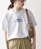 【シップス フォー ウィメン/SHIPS】の【SHIPS any別注】Collegiate Pacific 洗濯機可能 V ガゼット プリント 刺繍 Tシャツ 25SS 人気、トレンドファッション・服の通販 founy(ファニー) ファッション Fashion レディースファッション Fashion for Women トップス・カットソー Cut & Sew Tops シャツ・ブラウス・オフィスカジュアル Elegant Blouses & Button-Ups ロングTシャツ・Tシャツ Longline T-Shirts & Tees カラフル Colorful Design スポーティ Sporty, Casual Athletic フェルト Felt, Felt Fabric プリント Print, Printed Pattern 別注 Limited Edition, Custom Order 犬 Dog 2025年 2025 2025春夏・S/S Spring/Summer 2025 SS25 thumbnail ライトグレー|ID: prp329100004702755 ipo3291000000033997698