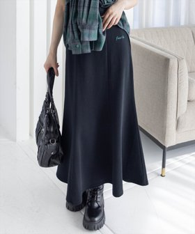 【クリア/clear】のスウェットワンポイント刺繡入りマーメイドスカート 人気、トレンドファッション・服の通販 founy(ファニー) ファッション Fashion レディースファッション Fashion for Women スカート Skirts コンパクト Compact, Small Size シューズ Shoes, Footwear ショート Short, Short Length スニーカー Sneakers, Trainers タンク Tank Top, Sleeveless Top フラット Flat, Flat Shoes フレア Flare, Flared ベスト Vest, Waistcoat 楽ちん Easy Fit, Comfortable おすすめ Recommended / Our Picks |ID:prp329100004703776