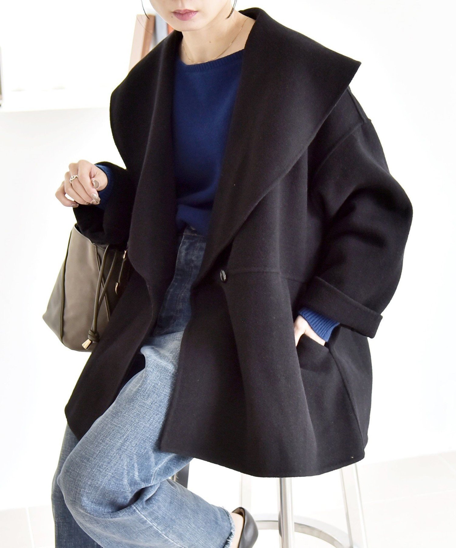 【シップス フォー ウィメン/SHIPS】のquaranciel リバー ケープ ショート コート 25AW インテリア・キッズ・メンズ・レディースファッション・服の通販 founy(ファニー) ファッション Fashion レディースファッション Fashion for Women アウター Coat / Outerwear Collection コート・ロングコート・ピーコート Long Coats, Peacoats & More ガウン Gown, Robe 軽量 Lightweight, Ultra Light ショート Short, Short Length デニム Denim, Jeans Material 人気 Popular, Best Seller バランス Balance, Style Balance フレア Flare, Flared ボックス Boxy, Box Shape ボトム Bottoms, Lower Wear ワイド Wide, Wide Fit おすすめ Recommended / Our Picks エレガント 上品 Elegant ビジネス 仕事 通勤 Business / Work / Commuting 2025年 2025 2025-2026秋冬・A/W Autumn/Winter 2025–26 AW25–26 ブラック|ID: prp329100004704015 ipo3291000000034588332