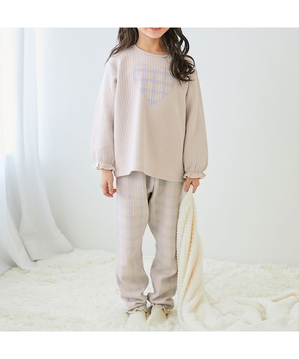 【デビロック/devirock / KIDS】のガールズ やわらかキルト パジャマ 長袖パジャマ ルームウェア 長袖ルームウェア 25AW インテリア・キッズ・メンズ・レディースファッション・服の通販 founy(ファニー) 　ファッション　Fashion　キッズファッション　Fashion for Kids　キルティング　Quilted, Quilting　キルト　Quilt, Quilted Fabric　長袖　Long Sleeve, Full Sleeve　パジャマ　Pajamas, Sleepwear　フリル　Frill, Ruffle　プリント　Print, Printed Pattern　2025年　2025　2025-2026秋冬・A/W　Autumn/Winter 2025–26 AW25–26　007-チェック-パウダーピンク|ID: prp329100004704191 ipo3291000000034043956