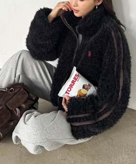【ラナン/Ranan】のRanan/ U.S.P 刺繍ボアブルゾン 人気、トレンドファッション・服の通販 founy(ファニー) ファッション Fashion レディースファッション Fashion for Women アウター Coat / Outerwear Collection ブルゾンジャケット・スポーティアウター Blouson Jackets イタリア Italy 腕時計 Wristwatch コレクション Collection, Seasonal Line シンプル Simple, Minimal スタンド Stand Collar, Upright Stand スニーカー Sneakers, Trainers スポーティ Sporty, Casual Athletic パーカー Hoodie, Parka フェミニン Feminine, Girly フロント Front, Front Design ブルゾン Blouson, Bomber Jacket ポケット Pocket, Pocket Detail 別注 Limited Edition, Custom Order 防寒 Cold Protection, Winter-Ready マフラー Scarf, Muffler メンズ Men's, Menswear ロング Long, Long-Length ビジネス 仕事 通勤 Business / Work / Commuting 2025年 2025 2025-2026秋冬・A/W Autumn/Winter 2025–26 AW25–26 |ID:prp329100004704936