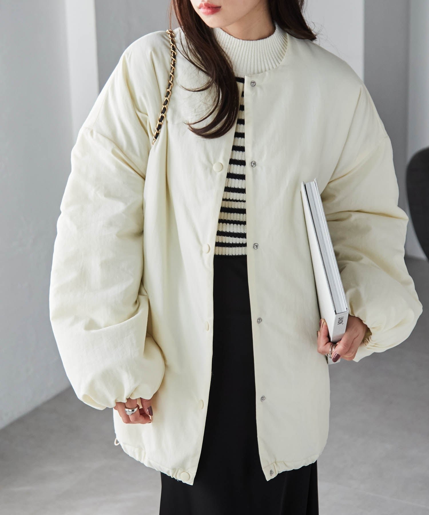 【ラナン/Ranan】のRanan/ノーカラーオーバーサイズ中わたブルゾン インテリア・キッズ・メンズ・レディースファッション・服の通販 founy(ファニー) 　ファッション　Fashion　レディースファッション　Fashion for Women　アウター　Coat / Outerwear Collection　ブルゾンジャケット・スポーティアウター　Blouson Jackets　インナー　Innerwear　ショート　Short, Short Length　シンプル　Simple, Minimal　トレンド　Trend, Trending Now　ドローストリング　Drawstring, Pull Cord　バルーン　Balloon, Balloon Silhouette　フェミニン　Feminine, Girly　ブルゾン　Blouson, Bomber Jacket　ボトム　Bottoms, Lower Wear　ポケット　Pocket, Pocket Detail　防寒　Cold Protection, Winter-Ready　ロング　Long, Long-Length　冬　Winter / This Winter　おすすめ　Recommended / Our Picks　IV|ID: prp329100004704937 ipo3291000000034009795