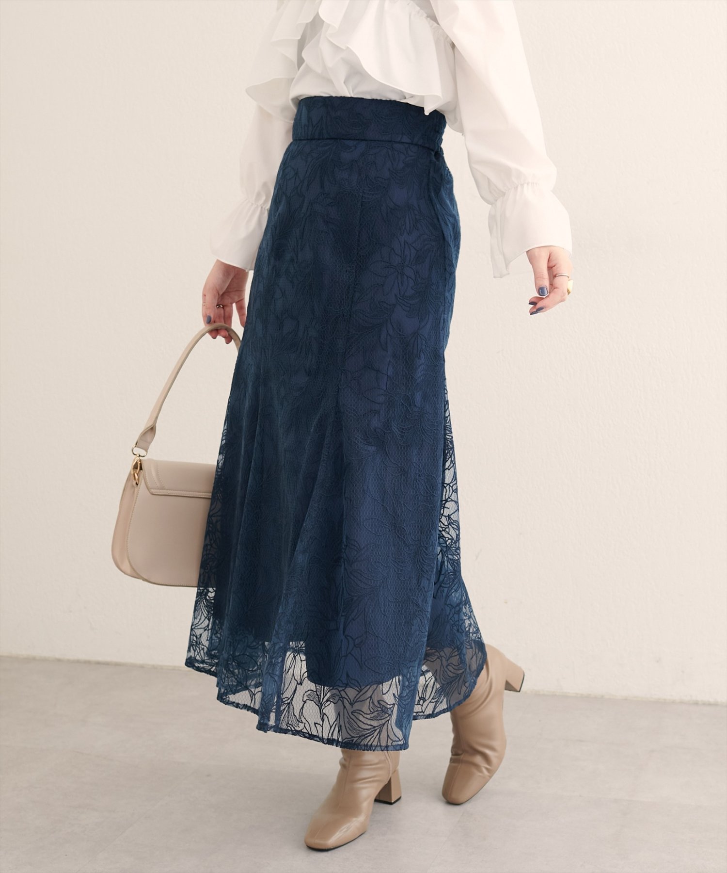 【ナチュラルクチュール/natural couture】の【WEB限定】 osono 長さ変えられるチュール刺繍レーススカート インテリア・キッズ・メンズ・レディースファッション・服の通販 founy(ファニー) 　ファッション　Fashion　レディースファッション　Fashion for Women　スカート　Skirts　秋　Autumn　サテン　Satin, Glossy Fabric　シアー　Sheer, See-Through　シンプル　Simple, Minimal　チュール　Tulip, Tulip Motif　フィット　Fit, Slim Fit　フレア　Flare, Flared　レース　Lace, Lace Fabric　再入荷　Restock / Back in Stock　おすすめ　Recommended / Our Picks　ビジネス 仕事 通勤　Business / Work / Commuting　2025年　2025　2025-2026秋冬・A/W　Autumn/Winter 2025–26 AW25–26　ネイビー|ID: prp329100004705127 ipo3291000000034287738