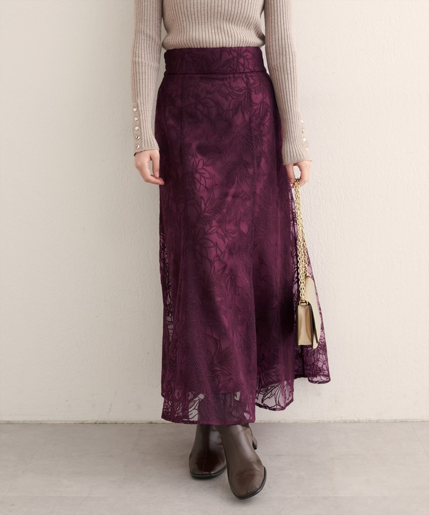 【ナチュラルクチュール/natural couture】の【WEB限定】 osono 長さ変えられるチュール刺繍レーススカート インテリア・キッズ・メンズ・レディースファッション・服の通販 founy(ファニー) 　ファッション　Fashion　レディースファッション　Fashion for Women　スカート　Skirts　秋　Autumn　サテン　Satin, Glossy Fabric　シアー　Sheer, See-Through　シンプル　Simple, Minimal　チュール　Tulip, Tulip Motif　フィット　Fit, Slim Fit　フレア　Flare, Flared　レース　Lace, Lace Fabric　再入荷　Restock / Back in Stock　おすすめ　Recommended / Our Picks　ビジネス 仕事 通勤　Business / Work / Commuting　2025年　2025　2025-2026秋冬・A/W　Autumn/Winter 2025–26 AW25–26　ボルドー|ID: prp329100004705127 ipo3291000000034287741