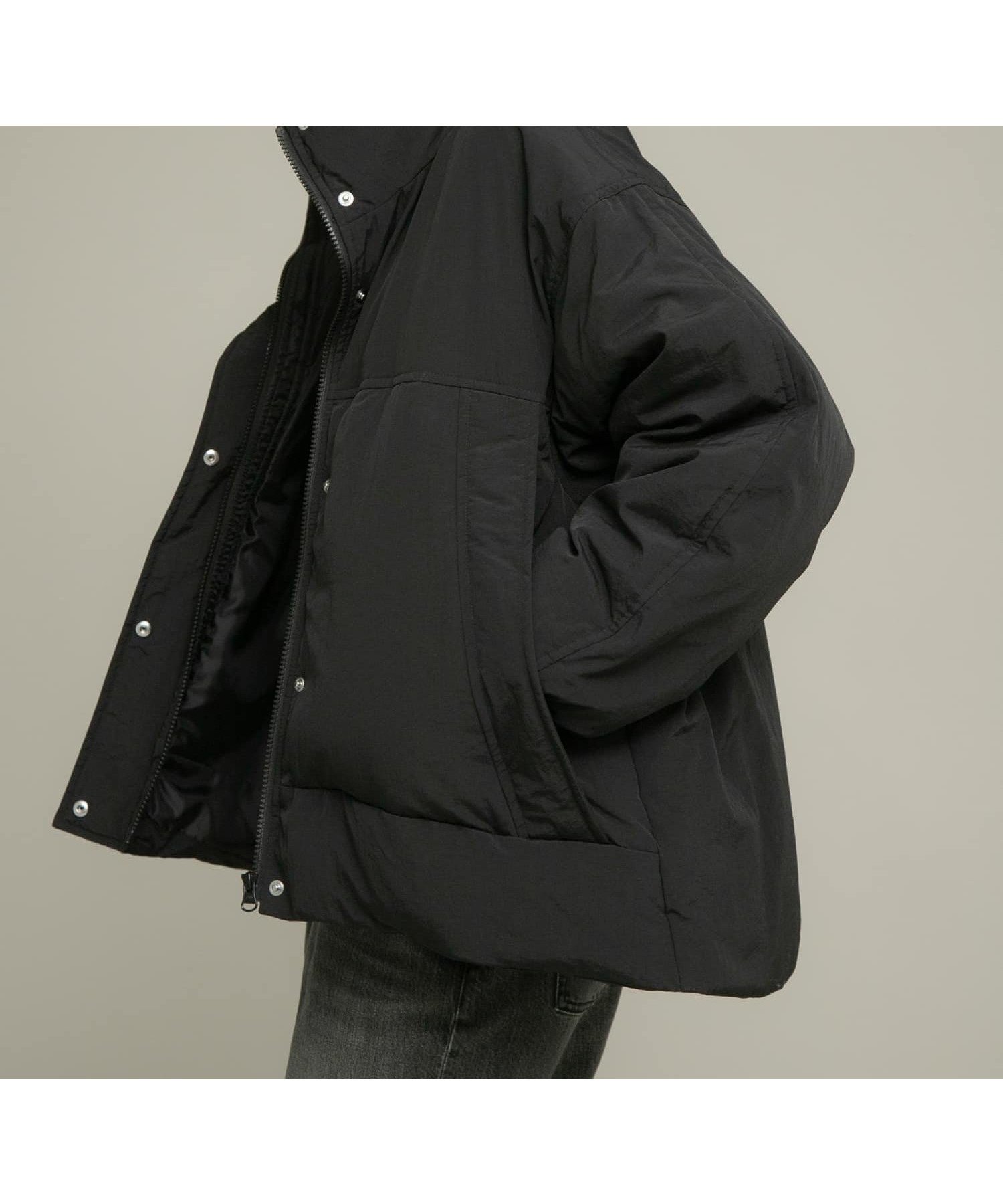【サニーレーベル/Sonny Label / URBAN RESEARCH】の撥水スタンドダウンジャケット インテリア・キッズ・メンズ・レディースファッション・服の通販 founy(ファニー) 　ファッション　Fashion　レディースファッション　Fashion for Women　アウター　Coat / Outerwear Collection　レディースジャケット・軽アウター　Jackets　ジャケット　Jacket, Outerwear　スウェット / スエット　Sweatshirt, Sweatwear　スタンド　Stand Collar, Upright Stand　ダウン　Down, Puffer　トレンド　Trend, Trending Now　ドローコード　Drawcord, Drawstring Cord　定番　Standard, Basic Item　バランス　Balance, Style Balance　パーカー　Hoodie, Parka　フロント　Front, Front Design　プリーツ　Pleats, Pleated　ボトム　Bottoms, Lower Wear　防寒　Cold Protection, Winter-Ready　ワイド　Wide, Wide Fit　A/W・秋冬　Autumn/Winter　冬　Winter / This Winter　おすすめ　Recommended / Our Picks　2025年　2025　2025-2026秋冬・A/W　Autumn/Winter 2025–26 AW25–26　ブラック|ID: prp329100004705261 ipo3291000000034301321