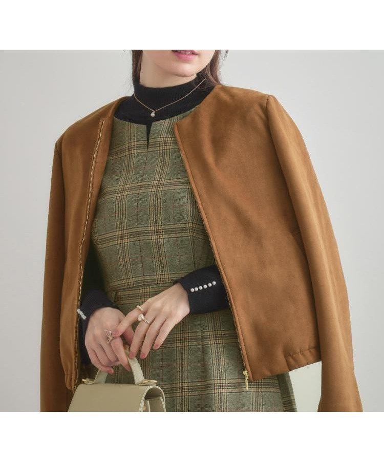【クチュール ブローチ/Couture Brooch】の【通勤・大人上品】スエード調ダンボール ノーカラージャケット インテリア・キッズ・メンズ・レディースファッション・服の通販 founy(ファニー) 　ファッション　Fashion　レディースファッション　Fashion for Women　アウター　Coat / Outerwear Collection　レディースジャケット・軽アウター　Jackets　ノーカラージャケット / シンプル上品コーデ　Collarless Jackets　2025年　2025　2025-2026秋冬・A/W　Autumn/Winter 2025–26 AW25–26　おすすめ　Recommended / Our Picks　コンパクト　Compact, Small Size　ショート　Short, Short Length　ジャケット　Jacket, Outerwear　ストレッチ　Stretch, Stretchy Fabric　スマート　Smart, Elegant　エレガント 上品　Elegant　定番　Standard, Basic Item　秋　Autumn　ビジネス 仕事 通勤　Business / Work / Commuting　キャメルブラウン|ID: prp329100004705339 ipo3291000000034442926