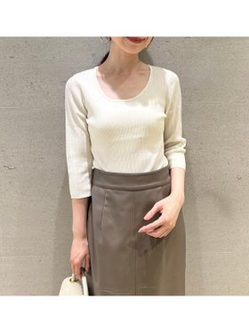【スナイデル/SNIDEL】 Uネックシンプルリブニットプルオーバー人気、トレンドファッション・服の通販 founy(ファニー) ファッション Fashion レディースファッション Fashion for Women トップス・カットソー Cut & Sew Tops ニット Knit Tops & Sweaters カジュアルプルオーバー・ニットトップス Pullovers & Knit Tops / Casual Pullovers シルバー Silver, Metallic Silver ジャケット Jacket, Outerwear ストレート Straight, Straight Cut スマート Smart, Elegant フィット Fit, Slim Fit フォルム Silhouette, Form ベーシック Basic, Essential リュクス Luxury, Elegant, High-End, Chic おすすめ Recommended / Our Picks |ID:prp329100004705352