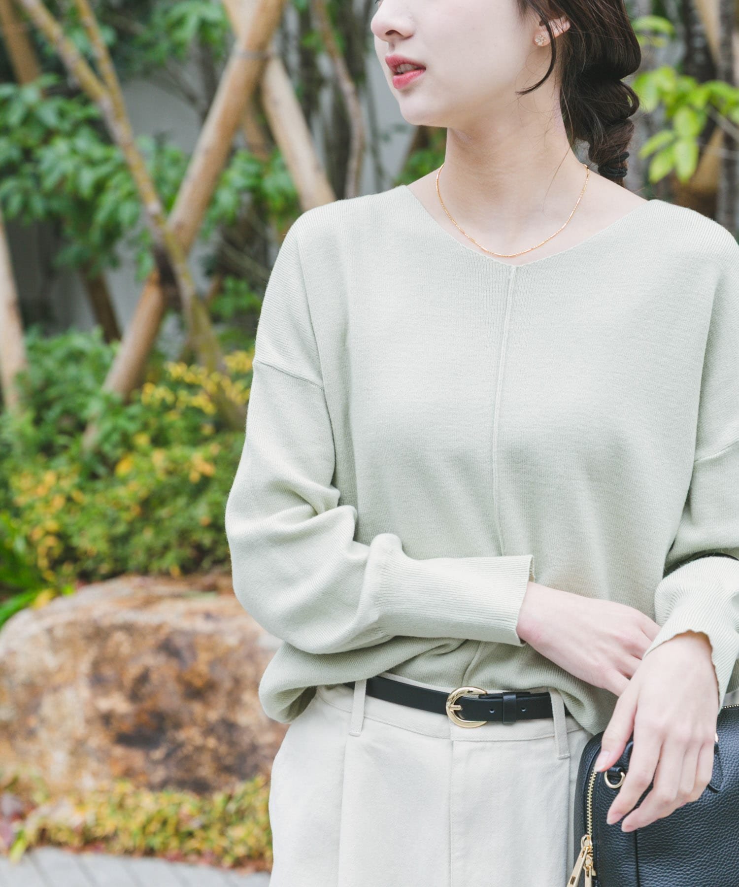 【アイテムズアーバンリサーチ/ITEMS URBAN RESEARCH】の『洗濯可』アウトリンキングVネックニット インテリア・キッズ・メンズ・レディースファッション・服の通販 founy(ファニー) 　ファッション　Fashion　レディースファッション　Fashion for Women　トップス・カットソー　Cut & Sew Tops　ニット　Knit Tops & Sweaters　Vネックトップス　V-Neck Tops / V-Cut Neckline Shirts　2025年　2025　2025-2026秋冬・A/W　Autumn/Winter 2025–26 AW25–26　冬　Winter / This Winter　ベーシック　Basic, Essential　ボーダー　Border, Stripe　エレガント 上品　Elegant　人気　Popular, Best Seller　今季　This Season, Current Season　定番　Standard, Basic Item　無地　Plain, Solid Color　A/W・秋冬　Autumn/Winter　ミント|ID: prp329100004706074 ipo3291000000036070271