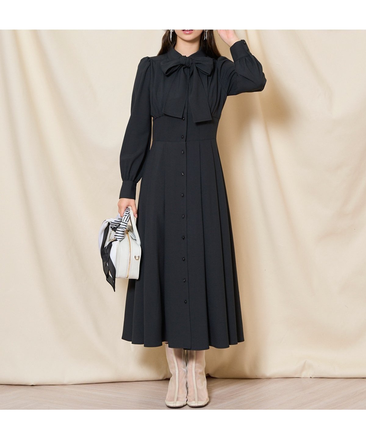 【ウィルセレクション/WILLSELECTION】のリボンタイコルセットシャツワンピース インテリア・キッズ・メンズ・レディースファッション・服の通販 founy(ファニー) 　ファッション　Fashion　レディースファッション　Fashion for Women　ワンピース　Dresses　シャツワンピース / 1枚で着映えコーデ　Shirt Dresses　シャーリング　Shirring, Ruched　ストライプ　Stripe, Striped Pattern　フロント　Front, Front Design　ベーシック　Basic, Essential　リボン　Ribbon, Bow　レギュラー　Regular, Standard Fit　レース　Lace, Lace Fabric　チャコールグレー|ID: prp329100004706431 ipo3291000000033990477