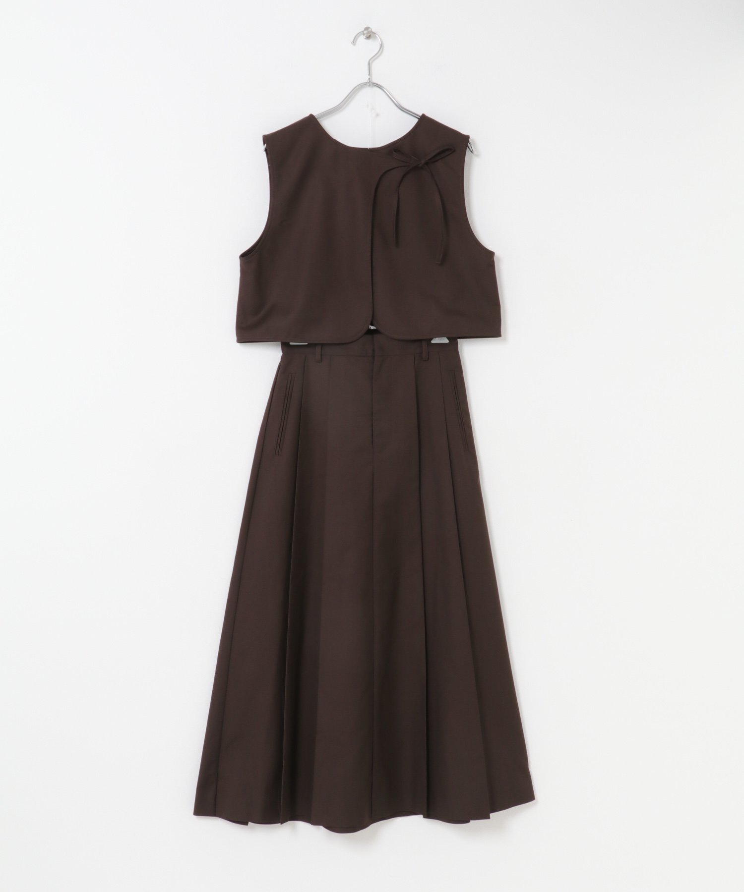 【ケービーエフ/KBF / URBAN RESEARCH】の2WAYベストセパレートワンピース インテリア・キッズ・メンズ・レディースファッション・服の通販 founy(ファニー) 　ファッション　Fashion　レディースファッション　Fashion for Women　アウター　Coat / Outerwear Collection　2025年　2025　2025-2026秋冬・A/W　Autumn/Winter 2025–26 AW25–26　冬　Winter / This Winter　インナー　Innerwear　フロント　Front, Front Design　ポケット　Pocket, Pocket Detail　リボン　Ribbon, Bow　ループ　Loop, Loop Knit　ロング　Long, Long-Length　A/W・秋冬　Autumn/Winter　ブラウン|ID: prp329100004706433 ipo3291000000033990566
