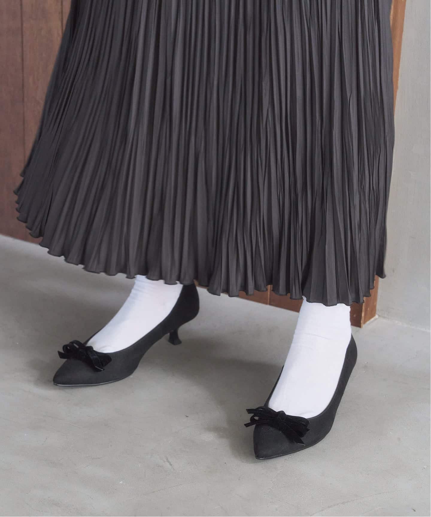 【ル タロン/Le Talon】の4.5cmポインテッドダブルリボンパンプス インテリア・キッズ・メンズ・レディースファッション・服の通販 founy(ファニー) 　ファッション　Fashion　レディースファッション　Fashion for Women　おすすめ　Recommended / Our Picks　ベルベット　Velvet, Velvety　リボン　Ribbon, Bow　エレガント 上品　Elegant　ビジネス 仕事 通勤　Business / Work / Commuting　秋　Autumn　ブラック|ID: prp329100004706652 ipo3291000000034118896