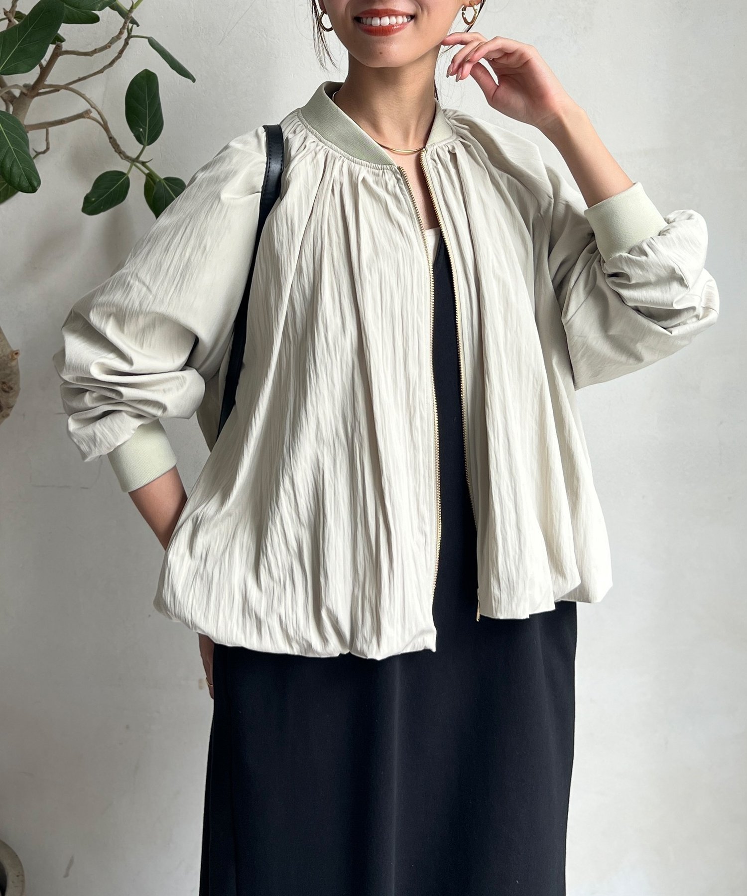 【シェトワ/Chez toi】のバルーンブルゾン インテリア・キッズ・メンズ・レディースファッション・服の通販 founy(ファニー) 　ファッション　Fashion　レディースファッション　Fashion for Women　アウター　Coat / Outerwear Collection　ブルゾンジャケット・スポーティアウター　Blouson Jackets　デニム　Denim, Jeans Material　バルーン　Balloon, Balloon Silhouette　フェミニン　Feminine, Girly　フォルム　Silhouette, Form　ブルゾン　Blouson, Bomber Jacket　プリント　Print, Printed Pattern　ミックス　Mix, Mixed Style　再入荷　Restock / Back in Stock　おすすめ　Recommended / Our Picks　エレガント 上品　Elegant　グレージュ|ID: prp329100004707185 ipo3291000000033997238