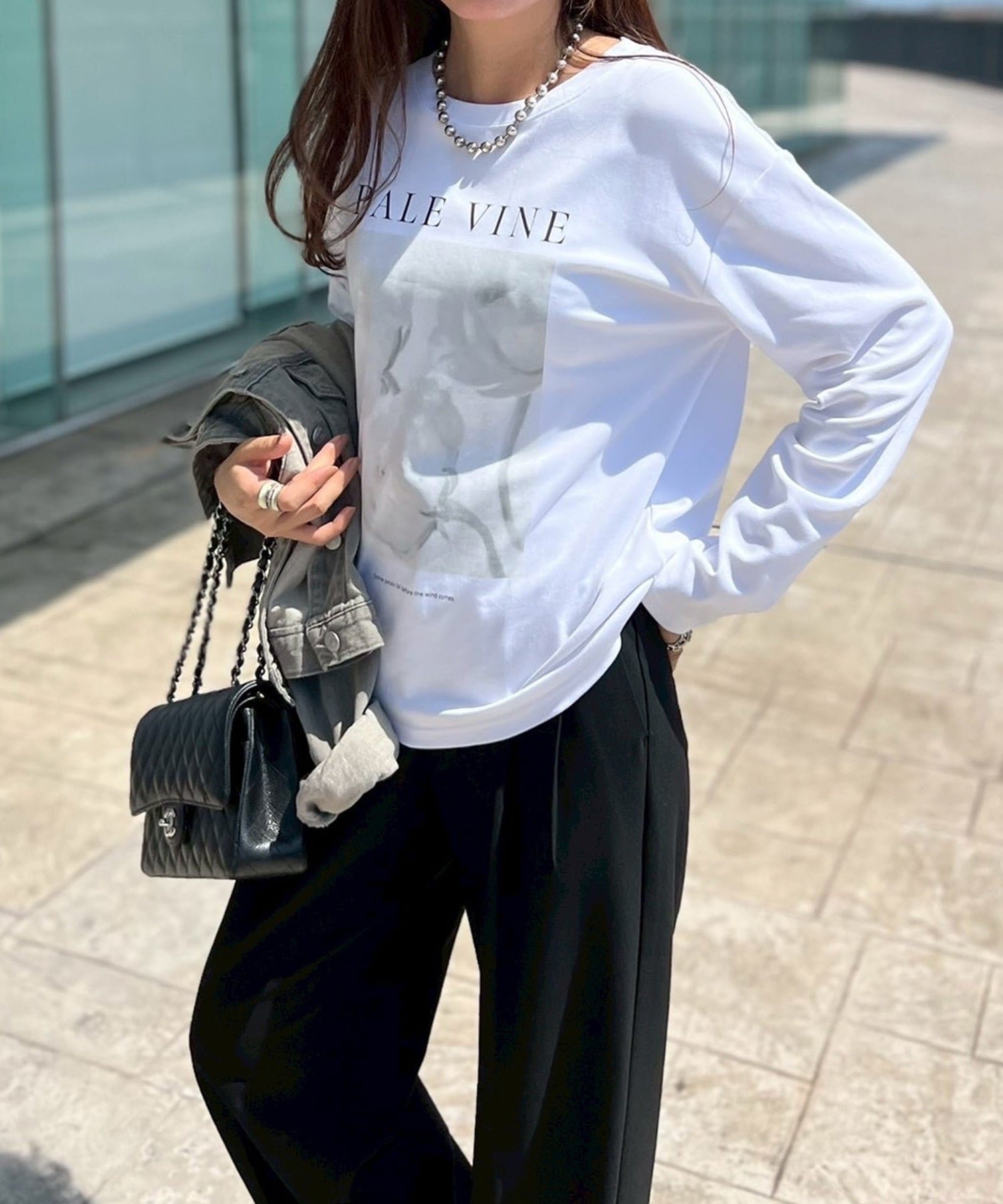 【スタイルドア/STYLEDOOR】のアソートプリントロングTシャツ インテリア・キッズ・メンズ・レディースファッション・服の通販 founy(ファニー) 　ファッション　Fashion　レディースファッション　Fashion for Women　トップス・カットソー　Cut & Sew Tops　シャツ・ブラウス・オフィスカジュアル　Elegant Blouses & Button-Ups　ロングTシャツ・Tシャツ　Longline T-Shirts & Tees　アウトドア　Outdoor Clothing　洗える　Machine Washable　シルケット　Silket, Silky Cotton　シンプル　Simple, Minimal　ジャケット　Jacket, Outerwear　スタイリッシュ　Stylish, Fashionable　スリーブ　Sleeve, Long Sleeve / Short Sleeve　パーカー　Hoodie, Parka　プリント　Print, Printed Pattern　ボトム　Bottoms, Lower Wear　モダン　Modern, Contemporary　ロング　Long, Long-Length　エレガント 上品　Elegant　ホワイト|ID: prp329100004707227 ipo3291000000033997777