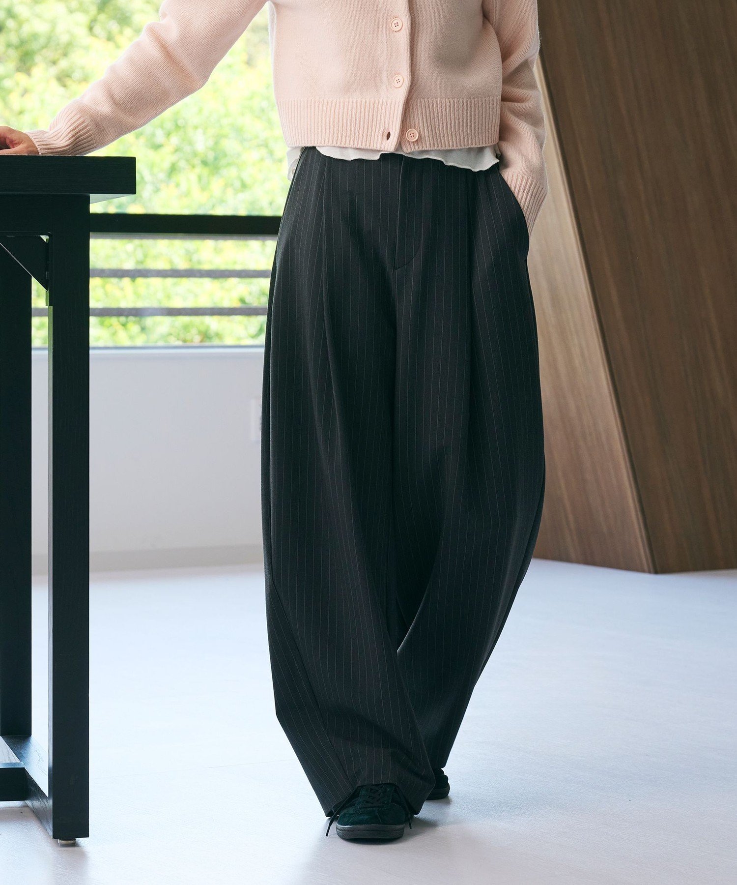 【ビューティ&ユース ユナイテッドアローズ/BEAUTY&YOUTH / UNITED ARROWS】のポリエステルブレンド カーブパンツ 人気、トレンドファッション・服の通販 founy(ファニー) 　ファッション　Fashion　レディースファッション　Fashion for Women　パンツ　Pants & Trousers　コンパクト　Compact, Small Size　ジャケット　Jacket, Outerwear　ストライプ　Stripe, Striped Pattern　スラックス　Slacks, Dress Pants　ドレープ　Drape, Draping Fabric　バランス　Balance, Style Balance　プリント　Print, Printed Pattern　ミックス　Mix, Mixed Style　無地　Plain, Solid Color　ワイド　Wide, Wide Fit　おすすめ　Recommended / Our Picks　 other-1|ID: prp329100004707282 ipo3291000000034517823