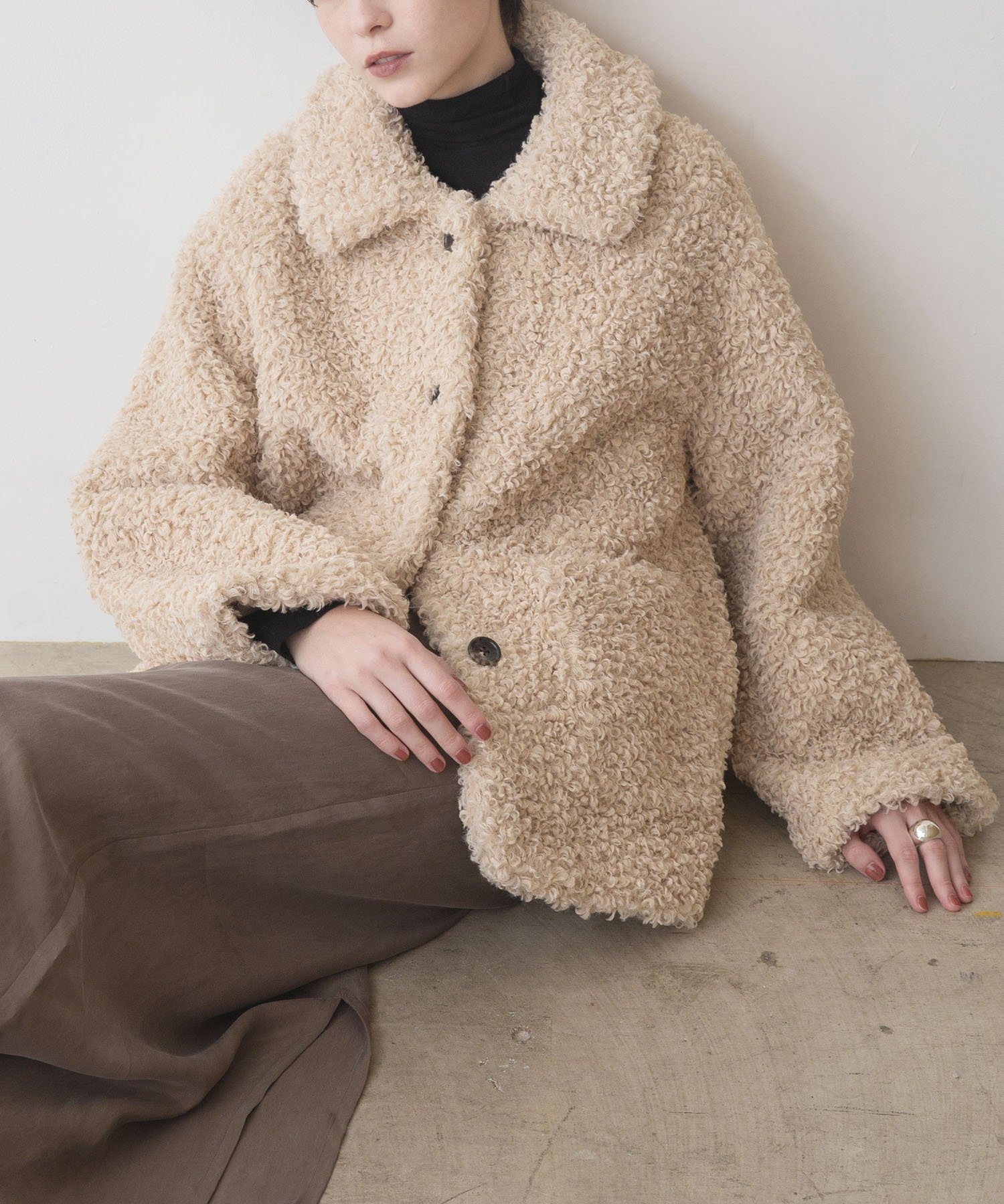 【アーバンリサーチ/URBAN RESEARCH】のECOPELカーリーファーコート インテリア・キッズ・メンズ・レディースファッション・服の通販 founy(ファニー) 　ファッション　Fashion　レディースファッション　Fashion for Women　アウター　Coat / Outerwear Collection　コート・ロングコート・ピーコート　Long Coats, Peacoats & More　2025年　2025　2025-2026秋冬・A/W　Autumn/Winter 2025–26 AW25–26　冬　Winter / This Winter　キュプラ　Cupro, Eco Fabric　クラシック　Classic, Timeless Style　タートルネック　Turtleneck, High Neck　チェック　Check, Plaid, Tartan　デニム　Denim, Jeans Material　トレンド　Trend, Trending Now　ボトム　Bottoms, Lower Wear　A/W・秋冬　Autumn/Winter　IVORY|ID: prp329100004707322 ipo3291000000033998774