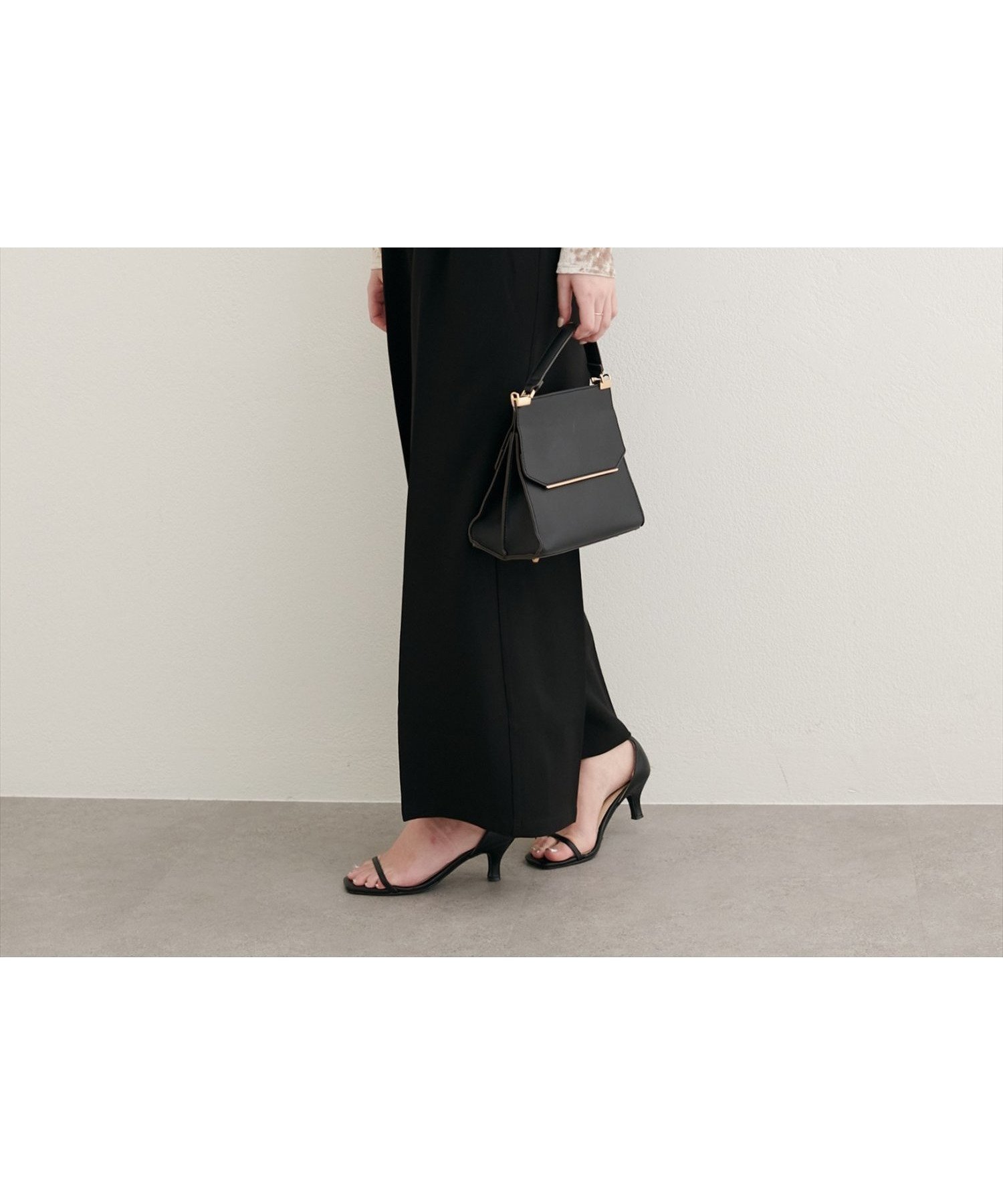 【ナチュラルクチュール/natural couture】の【WEB限定】金釦タックワイドパンツ インテリア・キッズ・メンズ・レディースファッション・服の通販 founy(ファニー) 　ファッション　Fashion　レディースファッション　Fashion for Women　パンツ　Pants & Trousers　アクセサリー　Fashion Accessories　クラシカル　Classical, Vintage-Inspired　今季　This Season, Current Season　シアー　Sheer, See-Through　シューズ　Shoes, Footwear　スニーカー　Sneakers, Trainers　スリーブ　Sleeve, Long Sleeve / Short Sleeve　ダウン　Down, Puffer　トレンド　Trend, Trending Now　フラット　Flat, Flat Shoes　ベスト　Vest, Waistcoat　ペプラム　Peplum, Flared Hem　ポケット　Pocket, Pocket Detail　リラックス　Relax, Relaxed Fit　ワイド　Wide, Wide Fit　再入荷　Restock / Back in Stock　おすすめ　Recommended / Our Picks　エレガント 上品　Elegant　2025年　2025　2025-2026秋冬・A/W　Autumn/Winter 2025–26 AW25–26　ブラック|ID: prp329100004707328 ipo3291000000033998843