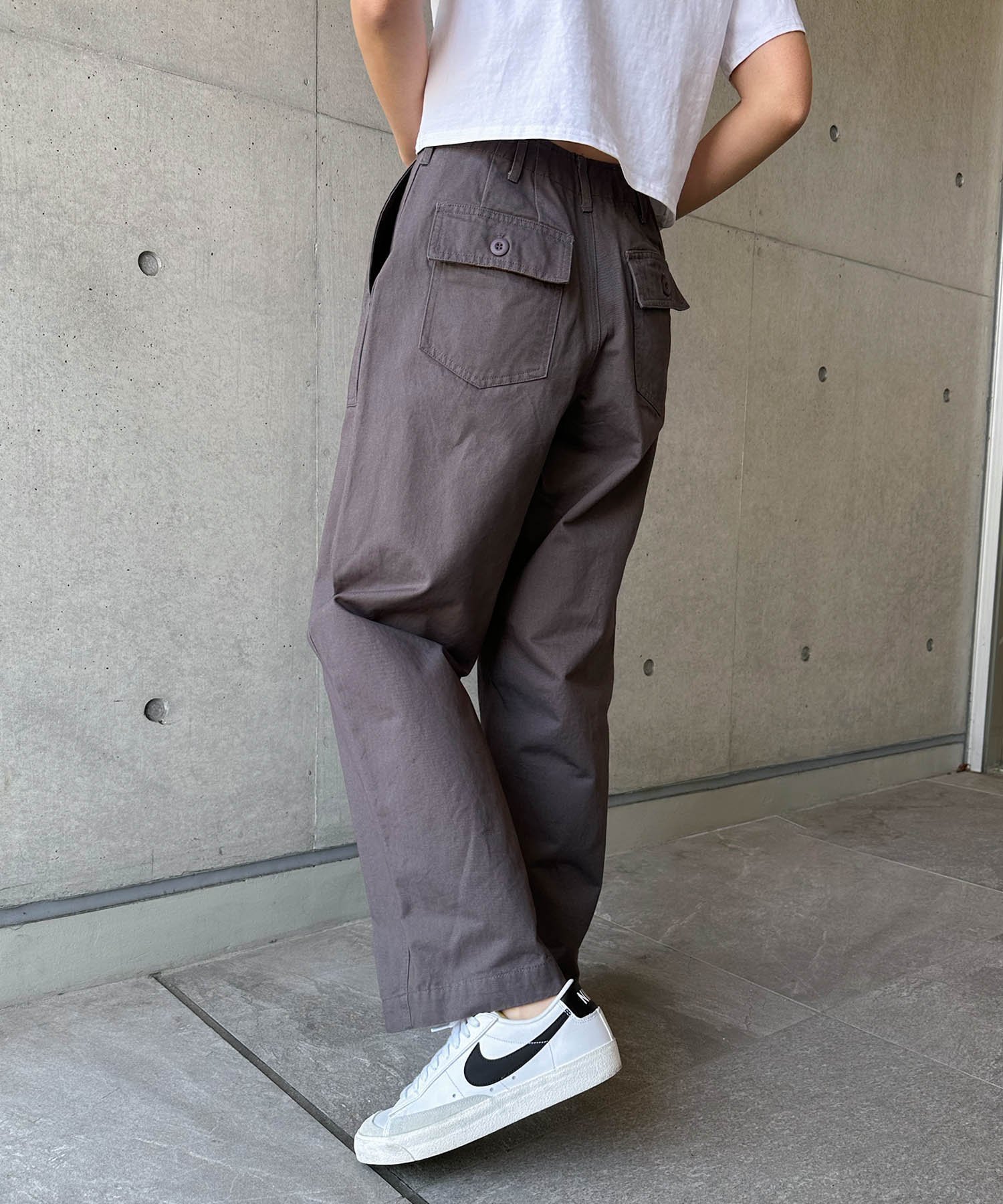 【アンドミー/andme】のワイド ベイカー パンツ インテリア・キッズ・メンズ・レディースファッション・服の通販 founy(ファニー) 　ファッション　Fashion　レディースファッション　Fashion for Women　パンツ　Pants & Trousers　デニム　Denim, Jeans Material　バランス　Balance, Style Balance　ボトム　Bottoms, Lower Wear　ルーズ　Loose, Oversized　ワイド　Wide, Wide Fit　おすすめ　Recommended / Our Picks　チャコールグレー|ID: prp329100004707334 ipo3291000000033998892