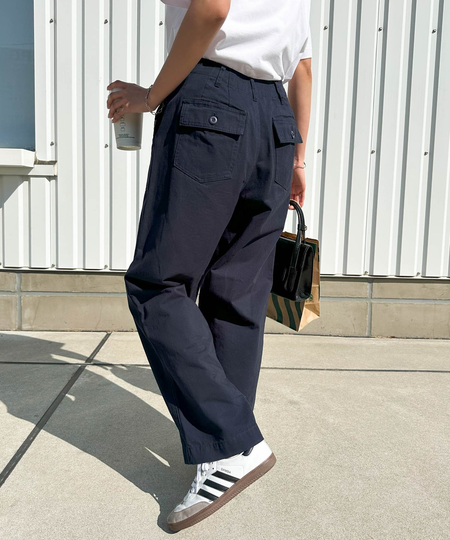 【アンドミー/andme】のワイド ベイカー パンツ インテリア・キッズ・メンズ・レディースファッション・服の通販 founy(ファニー) 　ファッション　Fashion　レディースファッション　Fashion for Women　パンツ　Pants & Trousers　デニム　Denim, Jeans Material　バランス　Balance, Style Balance　ボトム　Bottoms, Lower Wear　ルーズ　Loose, Oversized　ワイド　Wide, Wide Fit　おすすめ　Recommended / Our Picks　ネイビー|ID: prp329100004707334 ipo3291000000033998896