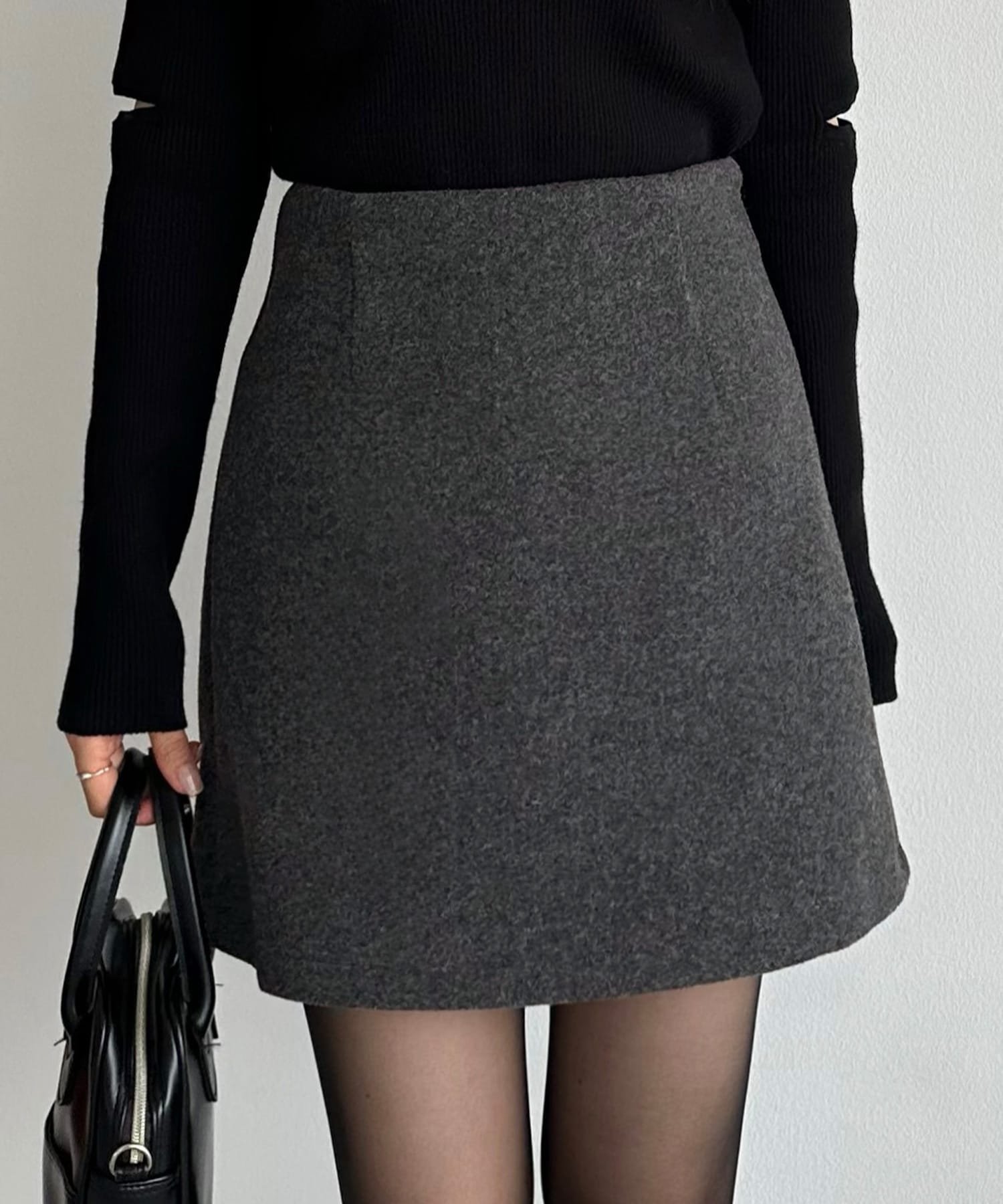 【ジュノア/JUNOAH】のcallautia 起毛ミニスカート インテリア・キッズ・メンズ・レディースファッション・服の通販 founy(ファニー) 　ファッション　Fashion　レディースファッション　Fashion for Women　スカート　Skirts　ミニスカート　Mini Skirts　ミニスカート　Mini Skirt, Short Skirt　チャコール|ID: prp329100004707390 ipo3291000000033999486