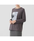 【ビーミングライフストアバイビームス/B:MING LIFE STORE by BEAMS】のプリント ロングスリーブ Tシャツ 25AW 秋まで使える ロングシーズン 人気、トレンドファッション・服の通販 founy(ファニー) ファッション Fashion レディースファッション Fashion for Women トップス・カットソー Cut & Sew Tops シャツ・ブラウス・オフィスカジュアル Elegant Blouses & Button-Ups ロングTシャツ・Tシャツ Longline T-Shirts & Tees インナー Innerwear 秋 Autumn カーディガン Cardigan, Knitwear ジャケット Jacket, Outerwear スリーブ Sleeve, Long Sleeve / Short Sleeve パターン Pattern, Design Print プリント Print, Printed Pattern ロング Long, Long-Length 再入荷 Restock / Back in Stock おすすめ Recommended / Our Picks 2025年 2025 2025-2026秋冬・A/W Autumn/Winter 2025–26 AW25–26 thumbnail MONOTONE|ID: prp329100004707406 ipo3291000000033999666