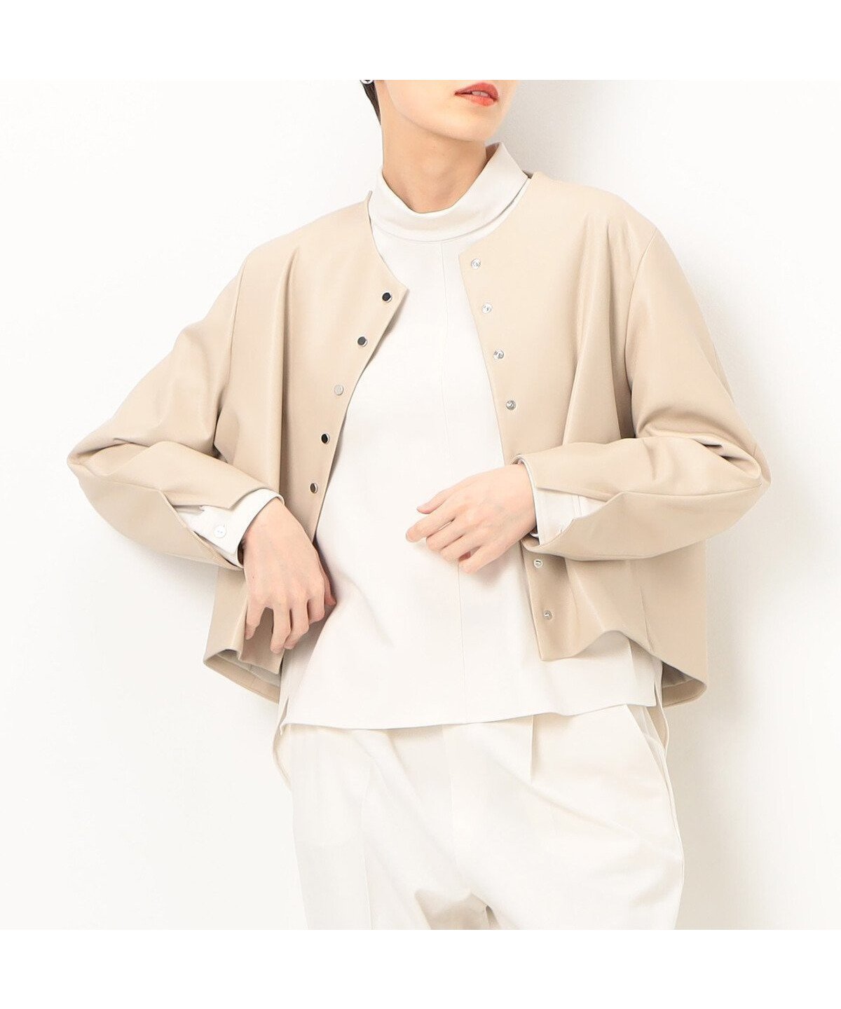 【コムサ/COMME CA】のフェイクレザー メタル釦 ショートジャケット インテリア・キッズ・メンズ・レディースファッション・服の通販 founy(ファニー) 　ファッション　Fashion　レディースファッション　Fashion for Women　アウター　Coat / Outerwear Collection　レディースジャケット・軽アウター　Jackets　カッティング　Cutting Detail　カーディガン　Cardigan, Knitwear　ショルダー　Shoulder, Shoulder Strap　ショート　Short, Short Length　ジャケット　Jacket, Outerwear　スリット　Slit, Slit Detail　スリーブ　Sleeve, Long Sleeve / Short Sleeve　ドット　Polka Dot, Dot Pattern　フェイクレザー　Faux Leather, PU Leather　ポケット　Pocket, Pocket Detail　メタル　Metal, Metal Parts　ラウンド　Round, Round Neck　15:エクリュベージュ|ID: prp329100004707429 ipo3291000000033999852