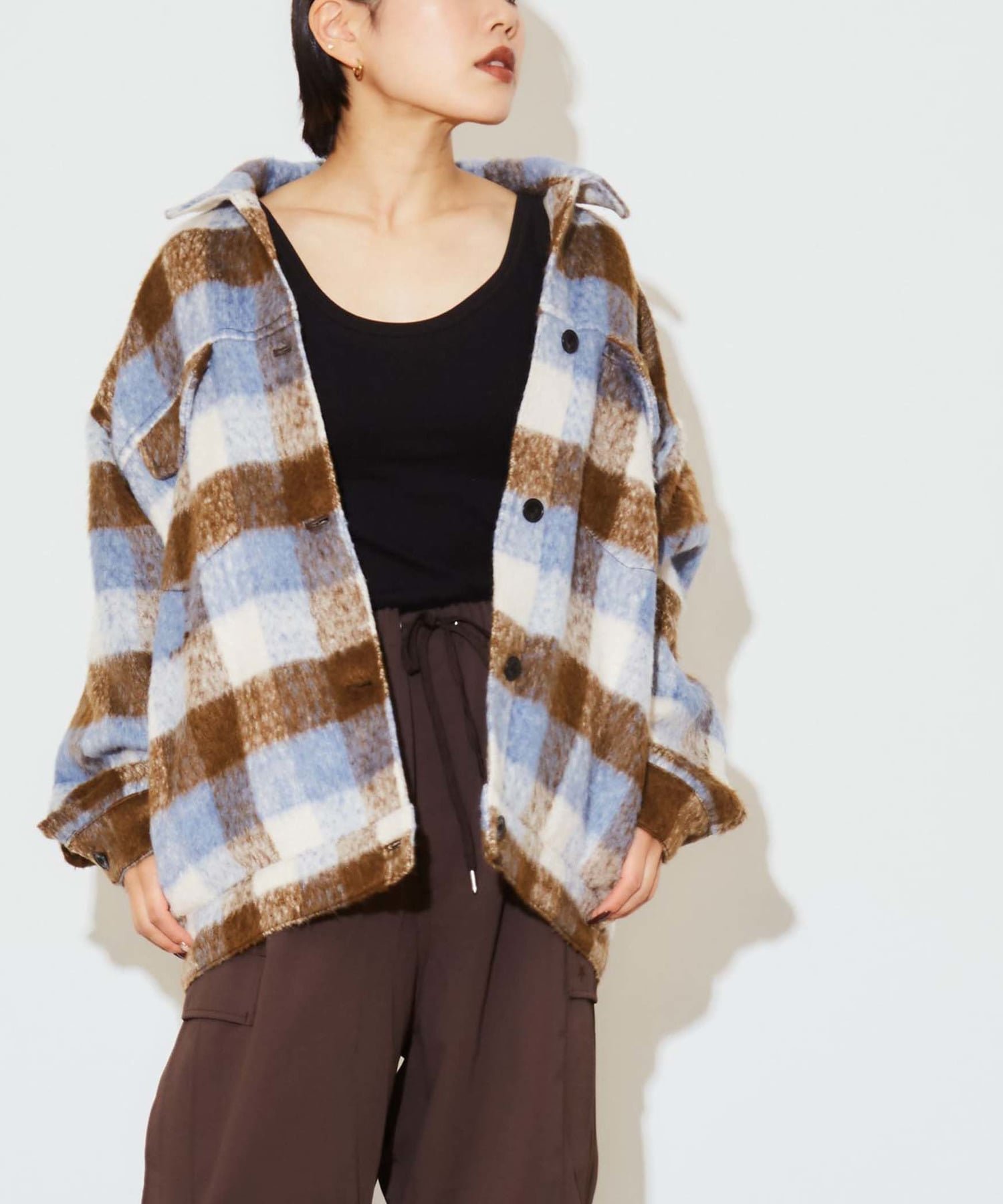 【コンバーストウキョウ/CONVERSE TOKYO】のSHAGGY CHECK CPO JACKET インテリア・キッズ・メンズ・レディースファッション・服の通販 founy(ファニー) 　ファッション　Fashion　レディースファッション　Fashion for Women　アウター　Coat / Outerwear Collection　レディースジャケット・軽アウター　Jackets　インナー　Innerwear　ウォーム　Warm Fabric　コーデュロイ　Corduroy, Cord Fabric　軽量　Lightweight, Ultra Light　シンプル　Simple, Minimal　ジャケット　Jacket, Outerwear　スウェット / スエット　Sweatshirt, Sweatwear　チェック　Check, Plaid, Tartan　デニム　Denim, Jeans Material　トレンド　Trend, Trending Now　リラックス　Relax, Relaxed Fit　冬　Winter / This Winter　おすすめ　Recommended / Our Picks　ブルー|ID: prp329100004707520 ipo3291000000034000582