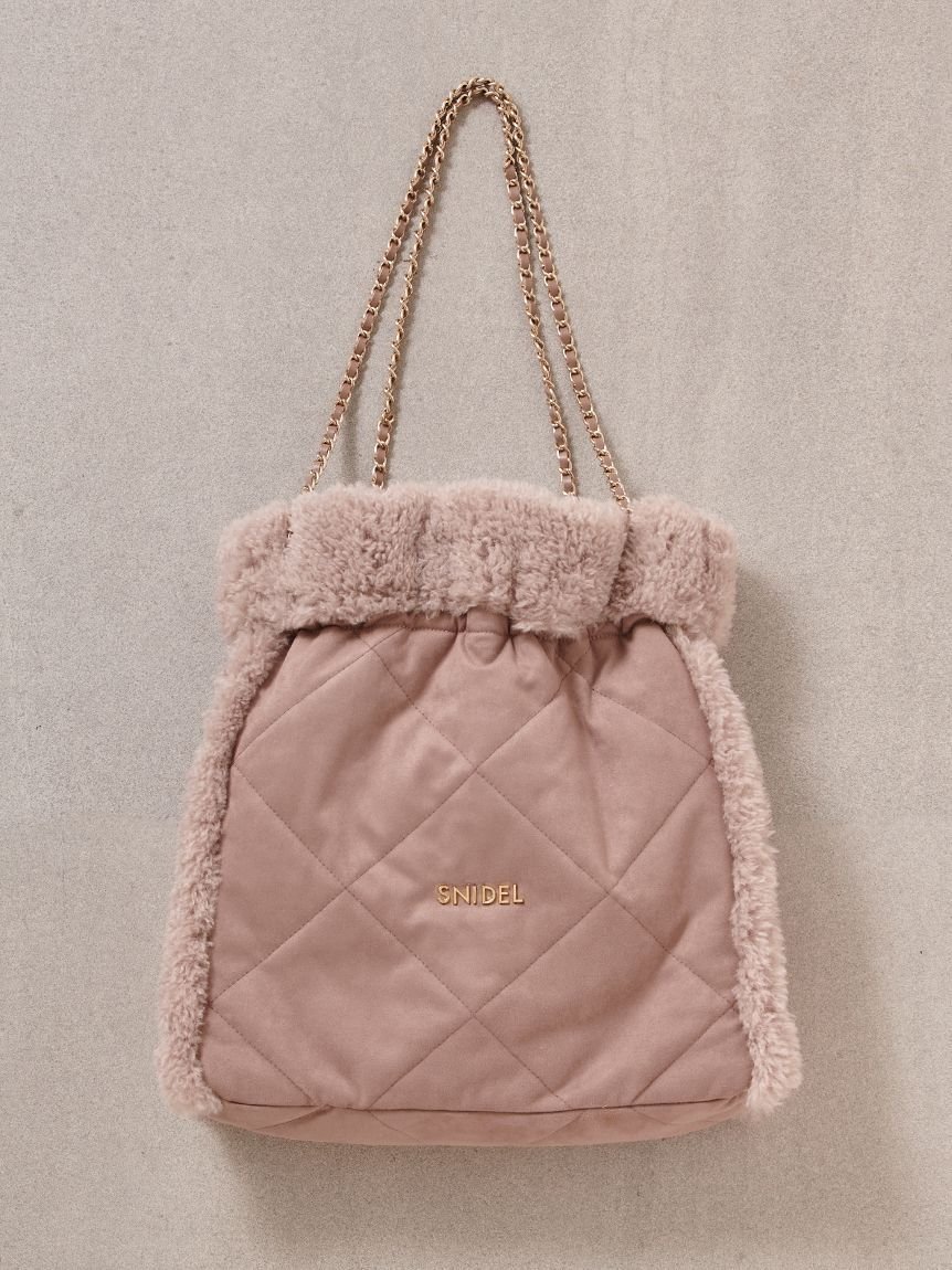 【スナイデル/SNIDEL】の【WEB限定/ボアコレクション】キルティングチェーンバッグ 人気、トレンドファッション・服の通販 founy(ファニー) 　ファッション　Fashion　レディースファッション　Fashion for Women　バッグ　Bags　コレクション　Collection, Seasonal Line　スマート　Smart, Elegant　チェーン　Chain, Chain Strap　トレンド　Trend, Trending Now　ラグジュアリー　Luxury, Elegant　リバーシブル　Reversible, Two-Sided　おすすめ　Recommended / Our Picks　エレガント 上品　Elegant　 other-1|ID: prp329100004707569 ipo3291000000034001044