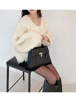 【スナイデル/SNIDEL】のデザインニットカーディガン 人気、トレンドファッション・服の通販 founy(ファニー) ファッション Fashion レディースファッション Fashion for Women トップス・カットソー Cut & Sew Tops ニット Knit Tops & Sweaters カーディガン・羽織り Layered Style Cardigans アクセサリー Fashion Accessories ウェーブ Wavy Pattern カーディガン Cardigan, Knitwear スマート Smart, Elegant メタル Metal, Metal Parts リボン Ribbon, Bow おすすめ Recommended / Our Picks |ID:prp329100004707687