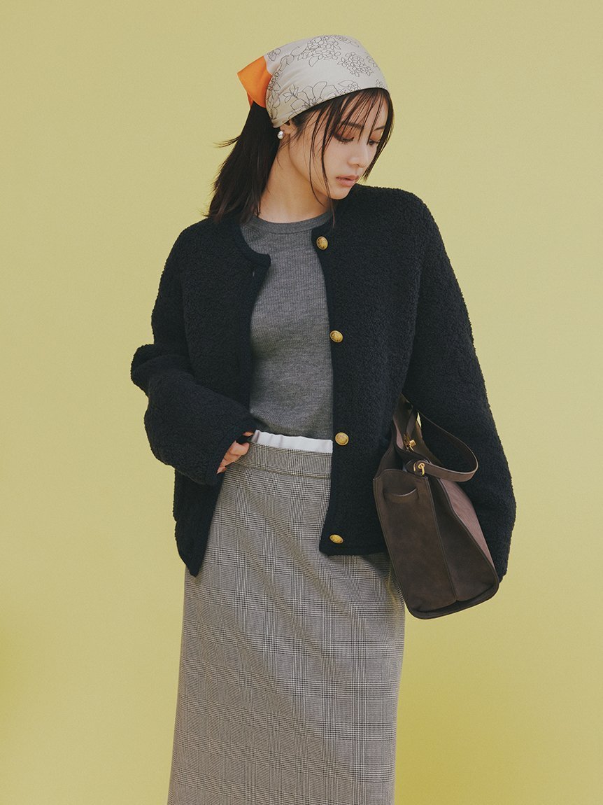 【ミラオーウェン/Mila Owen】の金釦ムートンライクボアニットカーディガン インテリア・キッズ・メンズ・レディースファッション・服の通販 founy(ファニー) 　雑誌掲載アイテム　Magazine Picks & Fashion Features　ファッション雑誌　Fashion Magazines　アンドガール　andGIRL　クラッシィ　CLASSY.　ファッション　Fashion　レディースファッション　Fashion for Women　トップス・カットソー　Cut & Sew Tops　ニット　Knit Tops & Sweaters　カーディガン・羽織り　Layered Style Cardigans　11月号　November Issue　雑誌　Magazine, Fashion Magazine　DNVY[090]|ID: prp329100004707828 ipo3291000000034437833