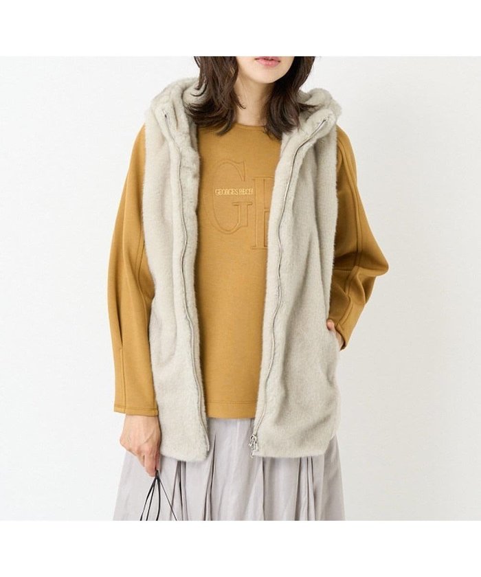 【ジョルジュ レッシュ/GEORGES RECH】のミンクエコファータフタフードベスト インテリア・キッズ・メンズ・レディースファッション・服の通販 founy(ファニー) https://founy.com/ ファッション Fashion レディースファッション Fashion for Women アウター Coat / Outerwear Collection トップス・カットソー Cut & Sew Tops ベスト&ジレ / 重ね着スタイル Vests & Gilets インナー Innerwear キルティング Quilted, Quilting タフタ Taffeta, Structured Fabric ベスト Vest, Waistcoat ラウンド Round, Round Neck ラグジュアリー Luxury, Elegant リアル Real, Realistic 冬 Winter / This Winter A/W・秋冬 Autumn/Winter |ID: prp329100004707880 ipo3291000000034003892