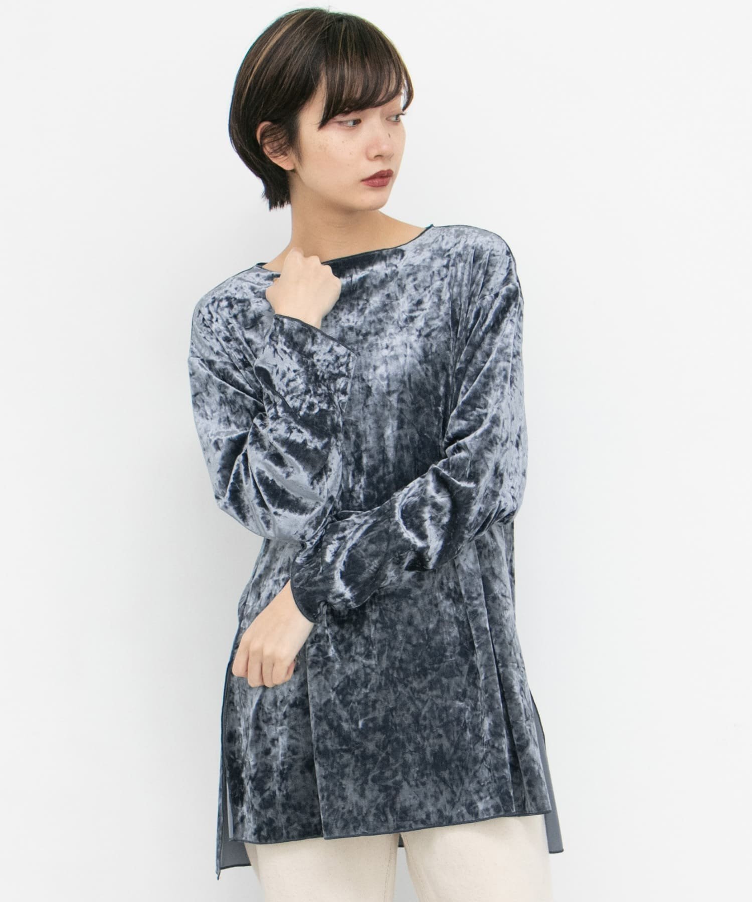 【ケービーエフ/KBF / URBAN RESEARCH】のクラッシュベロアプルオーバー インテリア・キッズ・メンズ・レディースファッション・服の通販 founy(ファニー) 　ファッション　Fashion　レディースファッション　Fashion for Women　トップス・カットソー　Cut & Sew Tops　カジュアルプルオーバー・ニットトップス　Pullovers & Knit Tops / Casual Pullovers　ベロアトップス　Velour Tops / Velvet-Look Items　クラッシュ　Distressed, Crashed Style　ベロア　Velour, Soft Velvet　BLUE|ID: prp329100004708483 ipo3291000000034007206