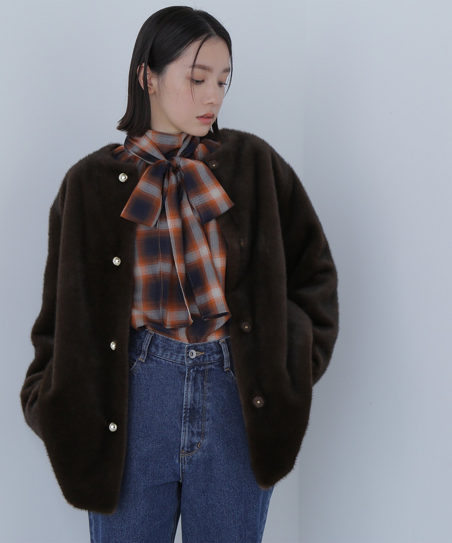 【ナチュラル ビューティー ベーシック/NATURAL BEAUTY BASIC】のフェイクファーノーカラーハーフコート インテリア・キッズ・メンズ・レディースファッション・服の通販 founy(ファニー) 　ファッション　Fashion　レディースファッション　Fashion for Women　アウター　Coat / Outerwear Collection　コート・ロングコート・ピーコート　Long Coats, Peacoats & More　おすすめ　Recommended / Our Picks　フェイクファー　Faux Fur, Imitation Fur　ブラウン|ID: prp329100004708500 ipo3291000000034007361