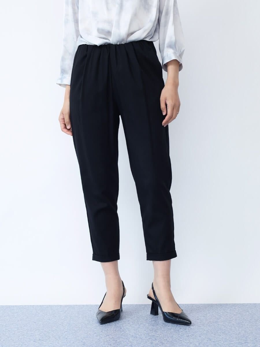 【ラシュッド/LASUD】のテーパードロールアップパンツ インテリア・キッズ・メンズ・レディースファッション・服の通販 founy(ファニー) 　ファッション　Fashion　レディースファッション　Fashion for Women　パンツ　Pants & Trousers　バランス　Balance, Style Balance　エレガント 上品　Elegant　ブラック|ID: prp329100004708634 ipo3291000000034009091