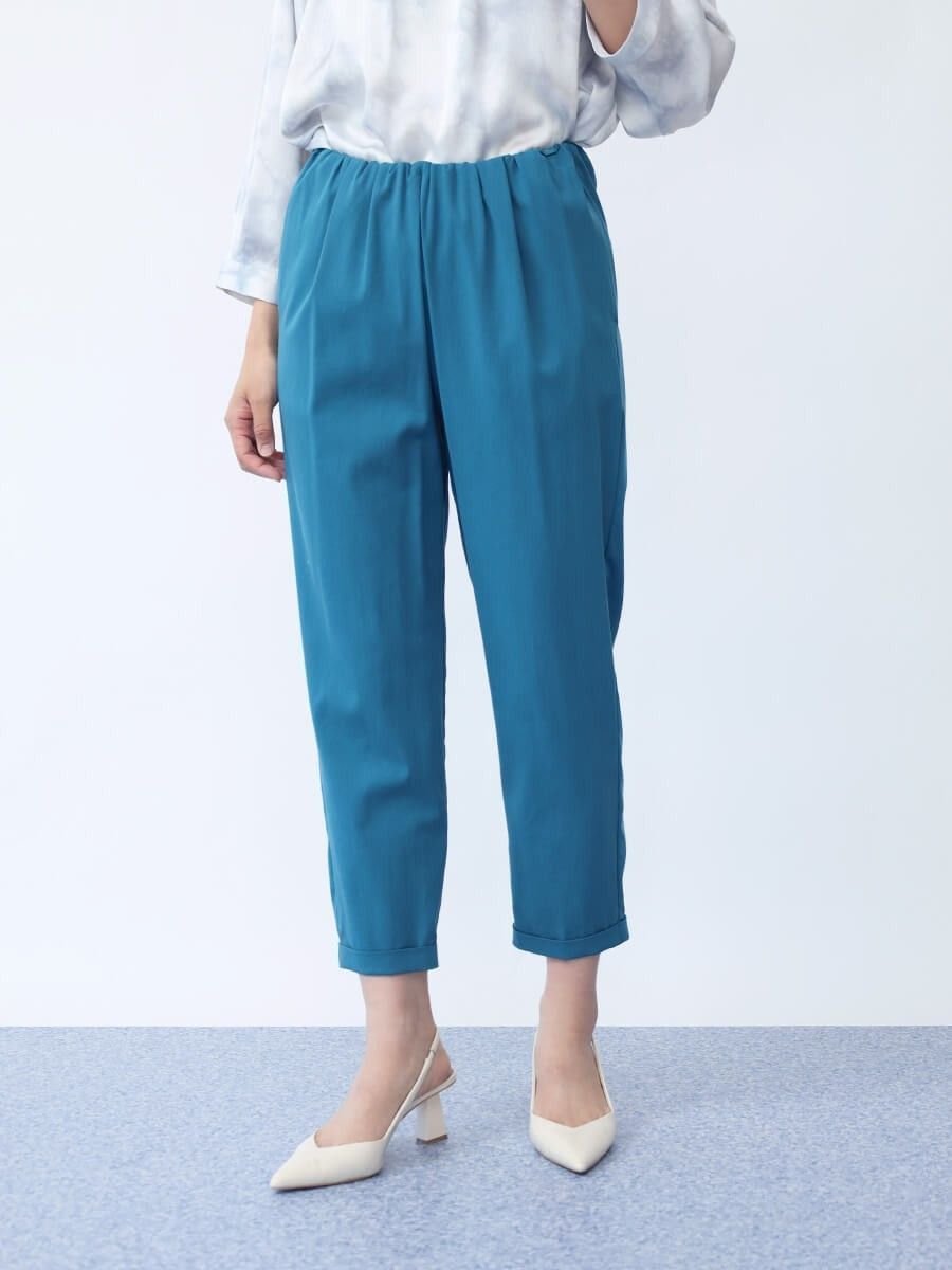 【ラシュッド/LASUD】のテーパードロールアップパンツ インテリア・キッズ・メンズ・レディースファッション・服の通販 founy(ファニー) 　ファッション　Fashion　レディースファッション　Fashion for Women　パンツ　Pants & Trousers　バランス　Balance, Style Balance　エレガント 上品　Elegant　ライトブルー|ID: prp329100004708634 ipo3291000000034009097