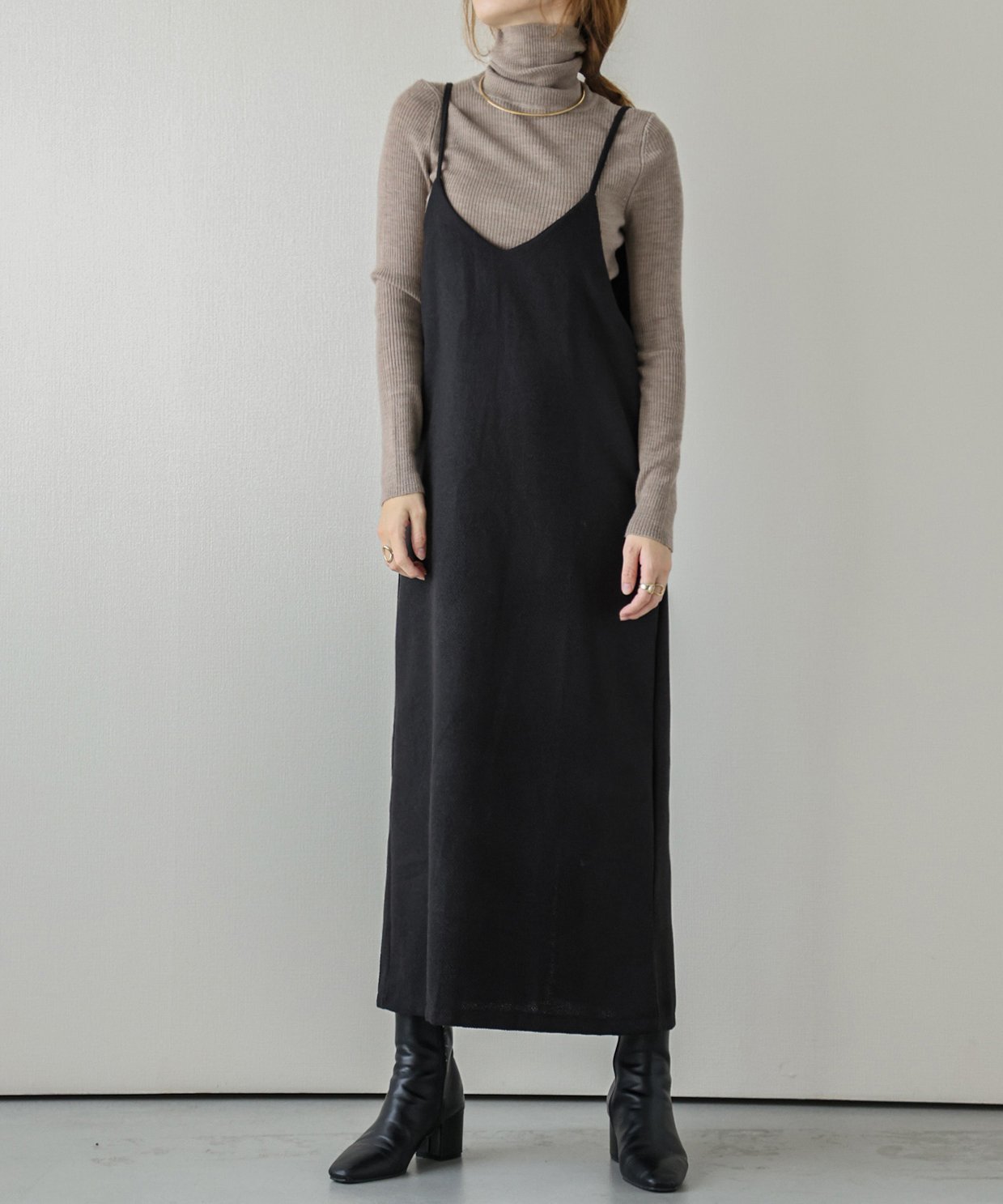 【ラジュール/Lajour】のIラインキャミワンピース インテリア・キッズ・メンズ・レディースファッション・服の通販 founy(ファニー) 　ファッション　Fashion　レディースファッション　Fashion for Women　ワンピース　Dresses　キャミソールワンピース　Camisole Dresses　インナー　Innerwear　カットソー　Cut and Sewn Top　スリット　Slit, Slit Detail　トレンド　Trend, Trending Now　ハイネック　High Neck, Mock Neck　ラップ　Wrap, Wrap Design　ロング　Long, Long-Length　エレガント 上品　Elegant　ブラック|ID: prp329100004708709 ipo3291000000034073255