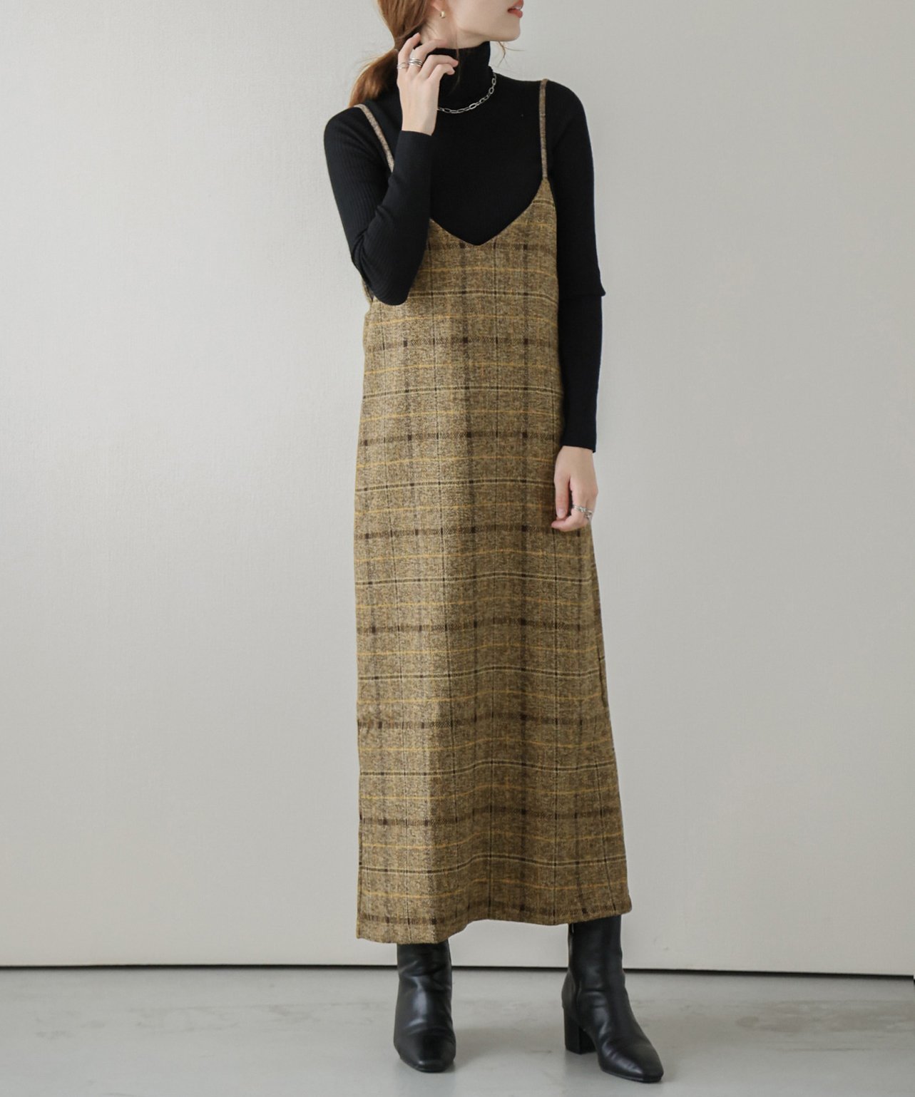 【ラジュール/Lajour】のIラインキャミワンピース インテリア・キッズ・メンズ・レディースファッション・服の通販 founy(ファニー) 　ファッション　Fashion　レディースファッション　Fashion for Women　ワンピース　Dresses　キャミソールワンピース　Camisole Dresses　インナー　Innerwear　カットソー　Cut and Sewn Top　スリット　Slit, Slit Detail　トレンド　Trend, Trending Now　ハイネック　High Neck, Mock Neck　ラップ　Wrap, Wrap Design　ロング　Long, Long-Length　エレガント 上品　Elegant　ブラウンチェック|ID: prp329100004708709 ipo3291000000034073261