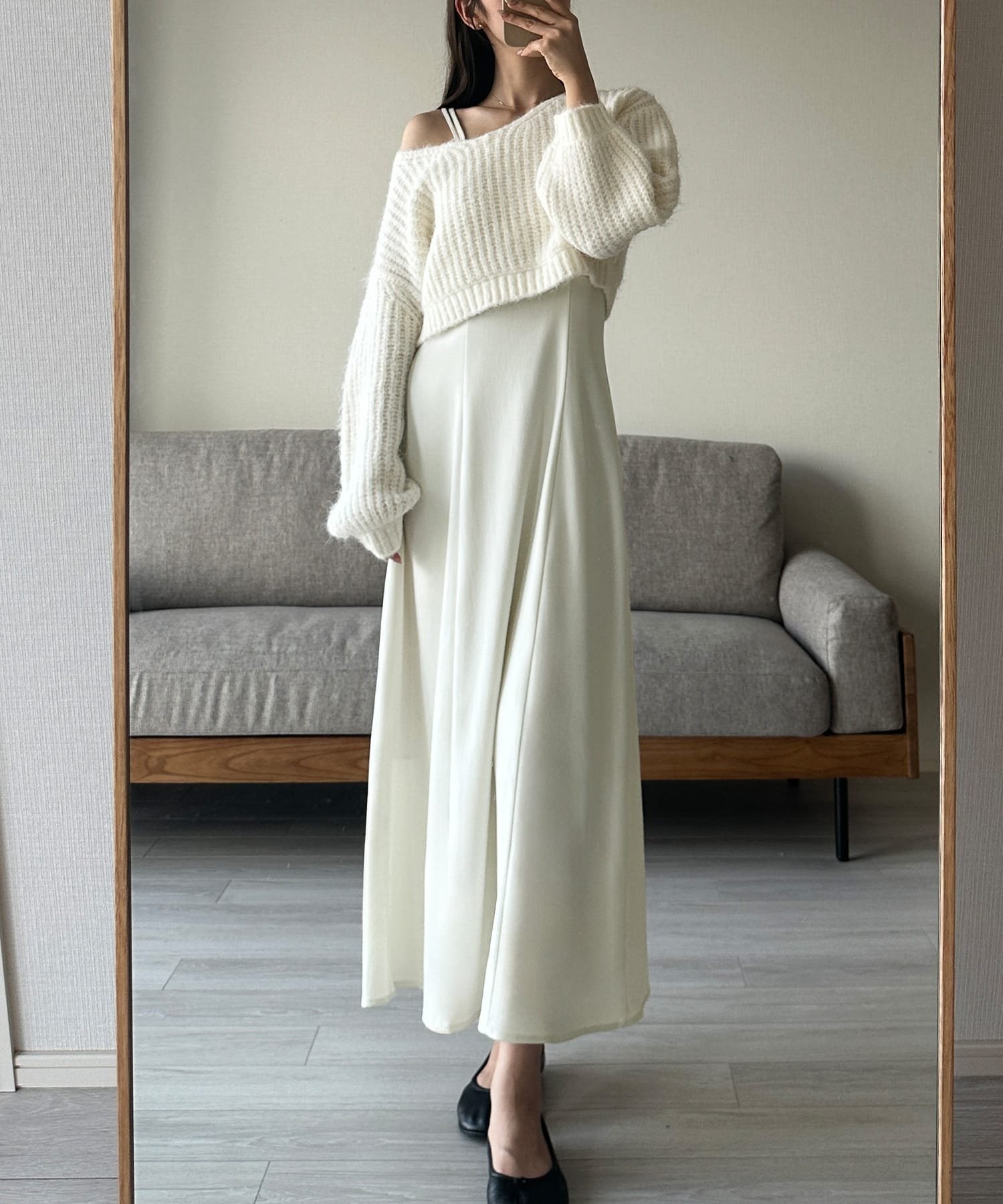 【ジュノア/JUNOAH】のLouere ショートニットトップス+フレアキャミワンピース インテリア・キッズ・メンズ・レディースファッション・服の通販 founy(ファニー) 　ファッション　Fashion　レディースファッション　Fashion for Women　ワンピース　Dresses　キャミソールワンピース　Camisole Dresses　アクリル　Acrylic Material　アイボリー|ID: prp329100004708757 ipo3291000000034010661