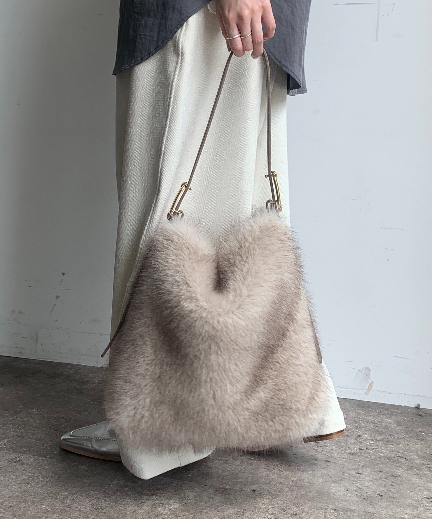 【ドゥドゥ/DouDou】の【再追加決定!/WEB限定】フリーワンハンドルエコファートート インテリア・キッズ・メンズ・レディースファッション・服の通販 founy(ファニー) 　ファッション　Fashion　レディースファッション　Fashion for Women　バッグ　Bags　スマート　Smart, Elegant　雑誌　Magazine, Fashion Magazine　なめらか　Smooth, Silky Texture　A/W・秋冬　Autumn/Winter　冬　Winter / This Winter　再入荷　Restock / Back in Stock　エレガント 上品　Elegant　2025年　2025　2025-2026秋冬・A/W　Autumn/Winter 2025–26 AW25–26　アイボリー|ID: prp329100004708792 ipo3291000000034600991